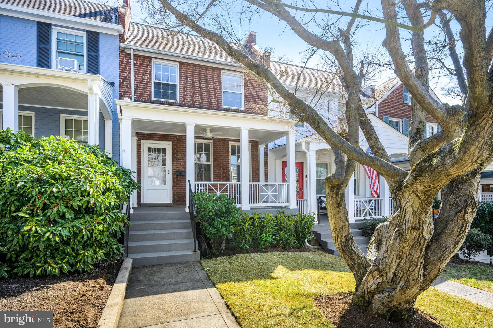 GLOVER PARK - Residential