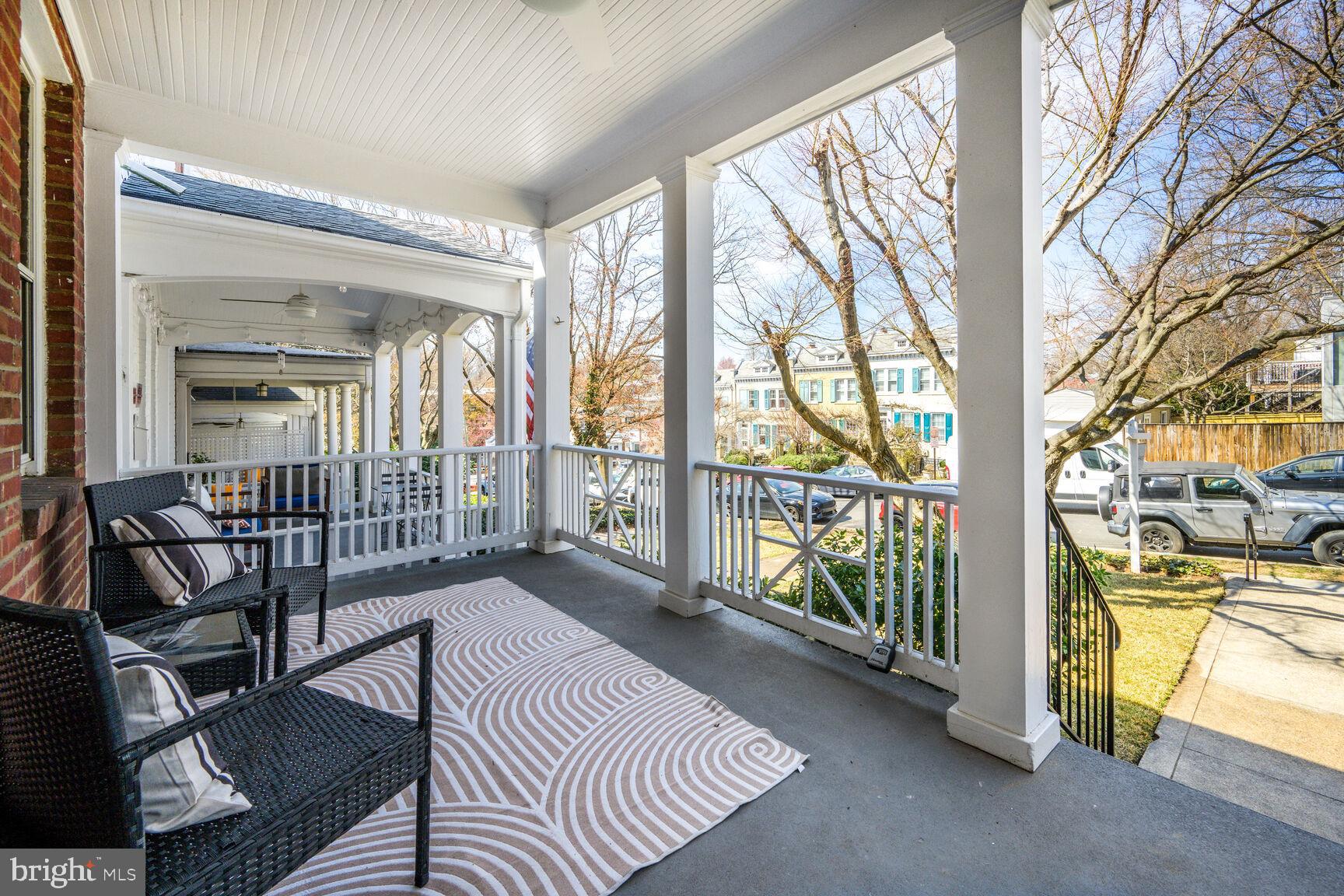 GLOVER PARK - Residential