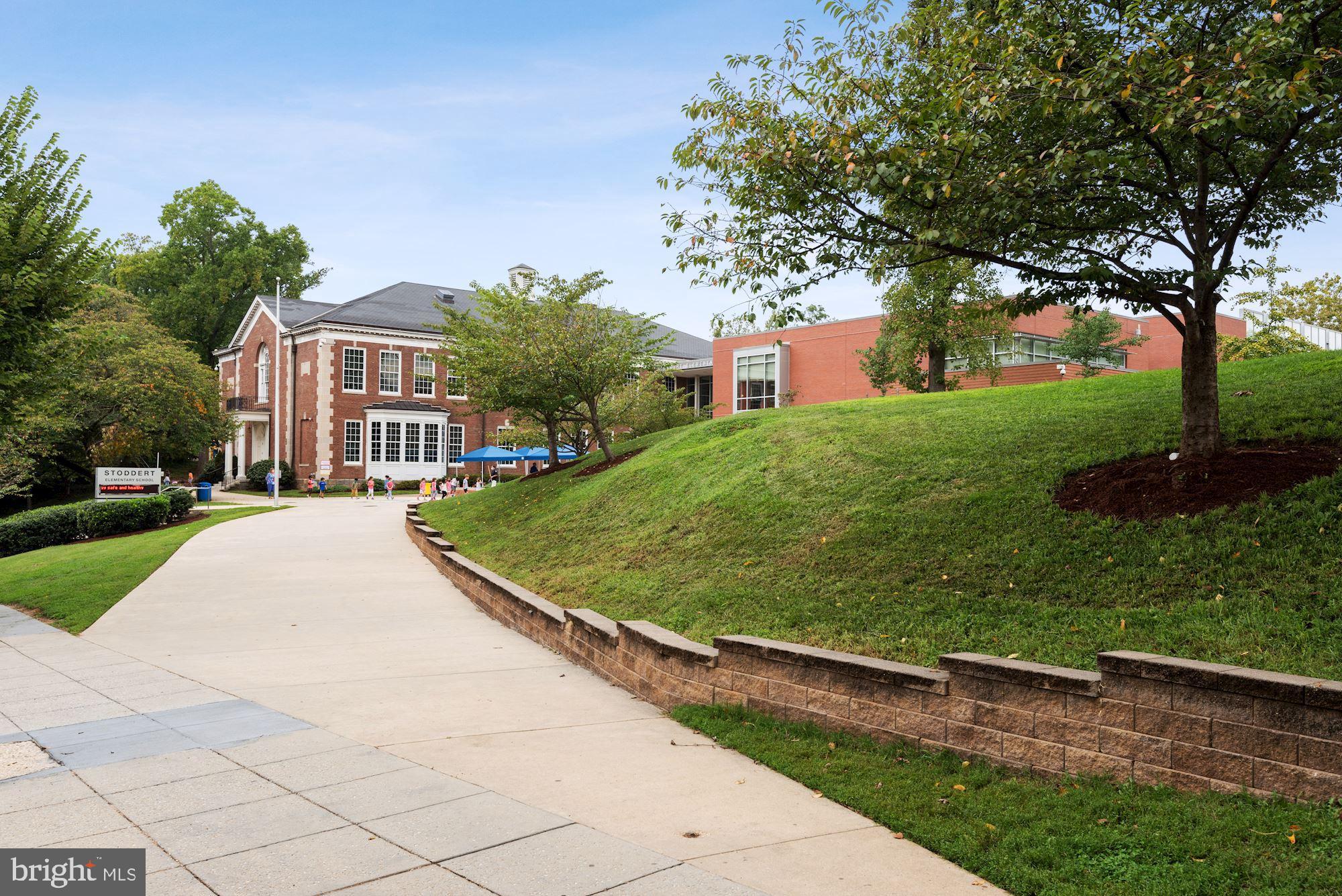 GLOVER PARK - Residential