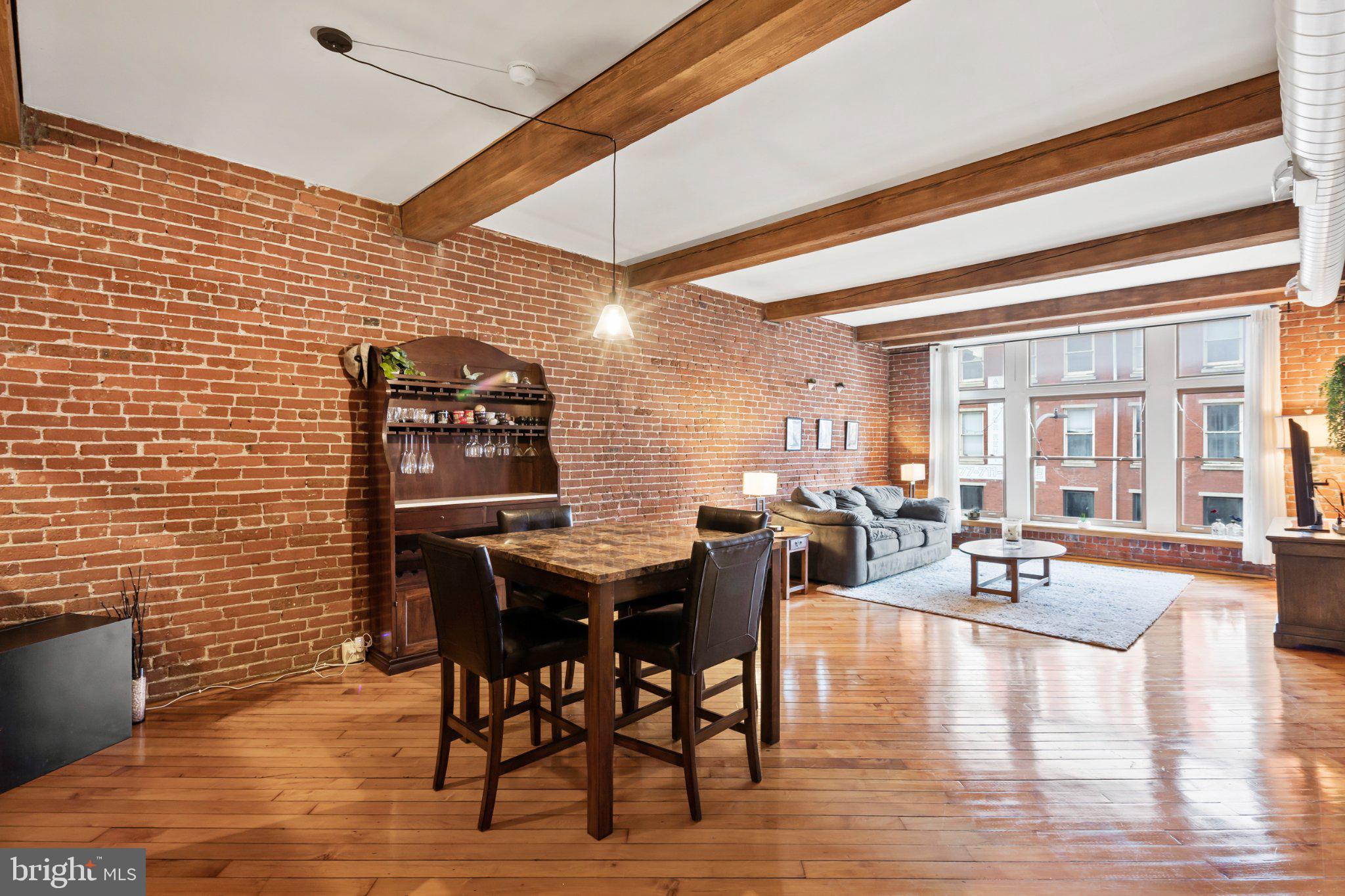 122 CHESTNUT STREET 301