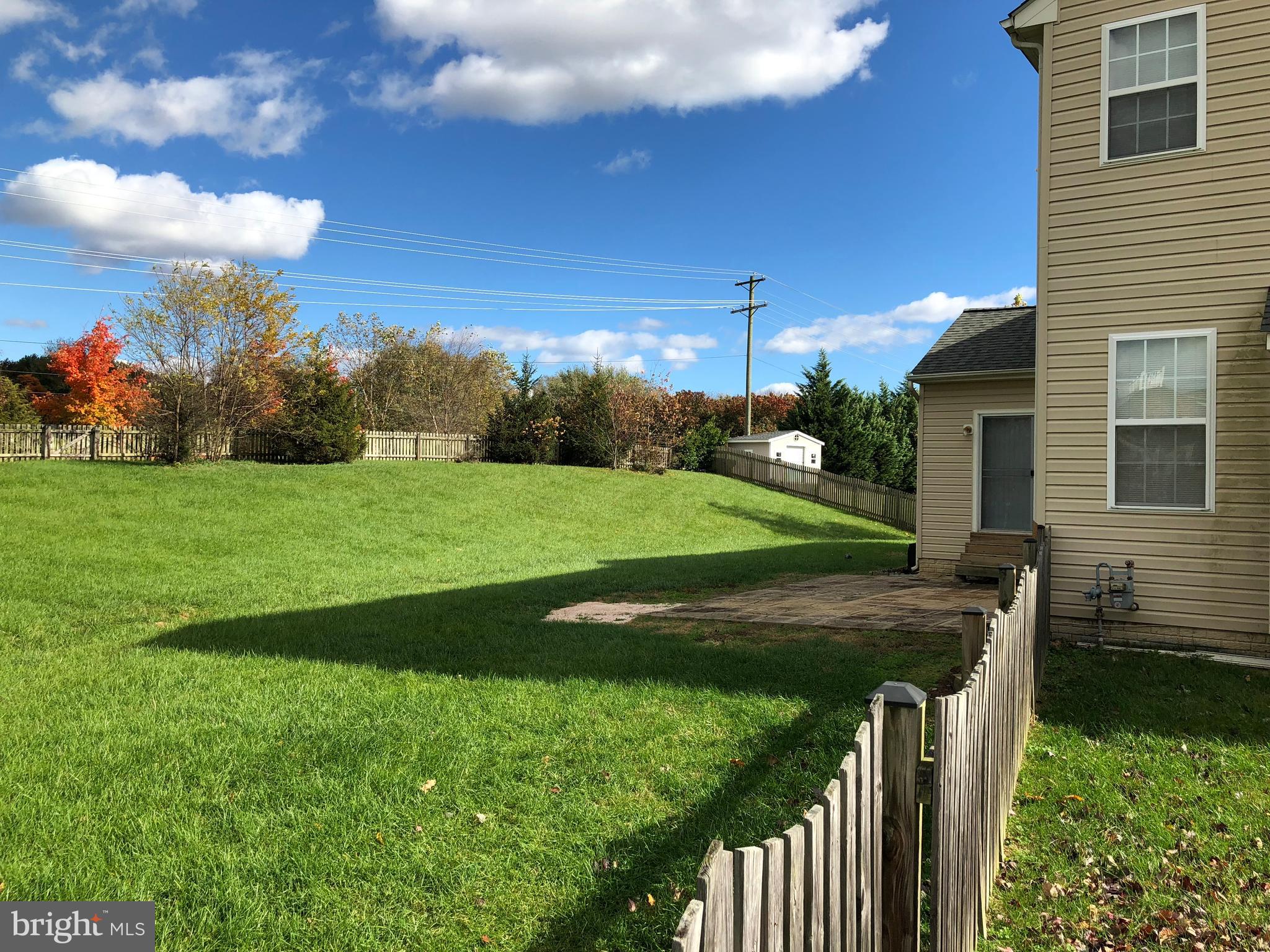 BLUE SPRING FARM - Residential Lease