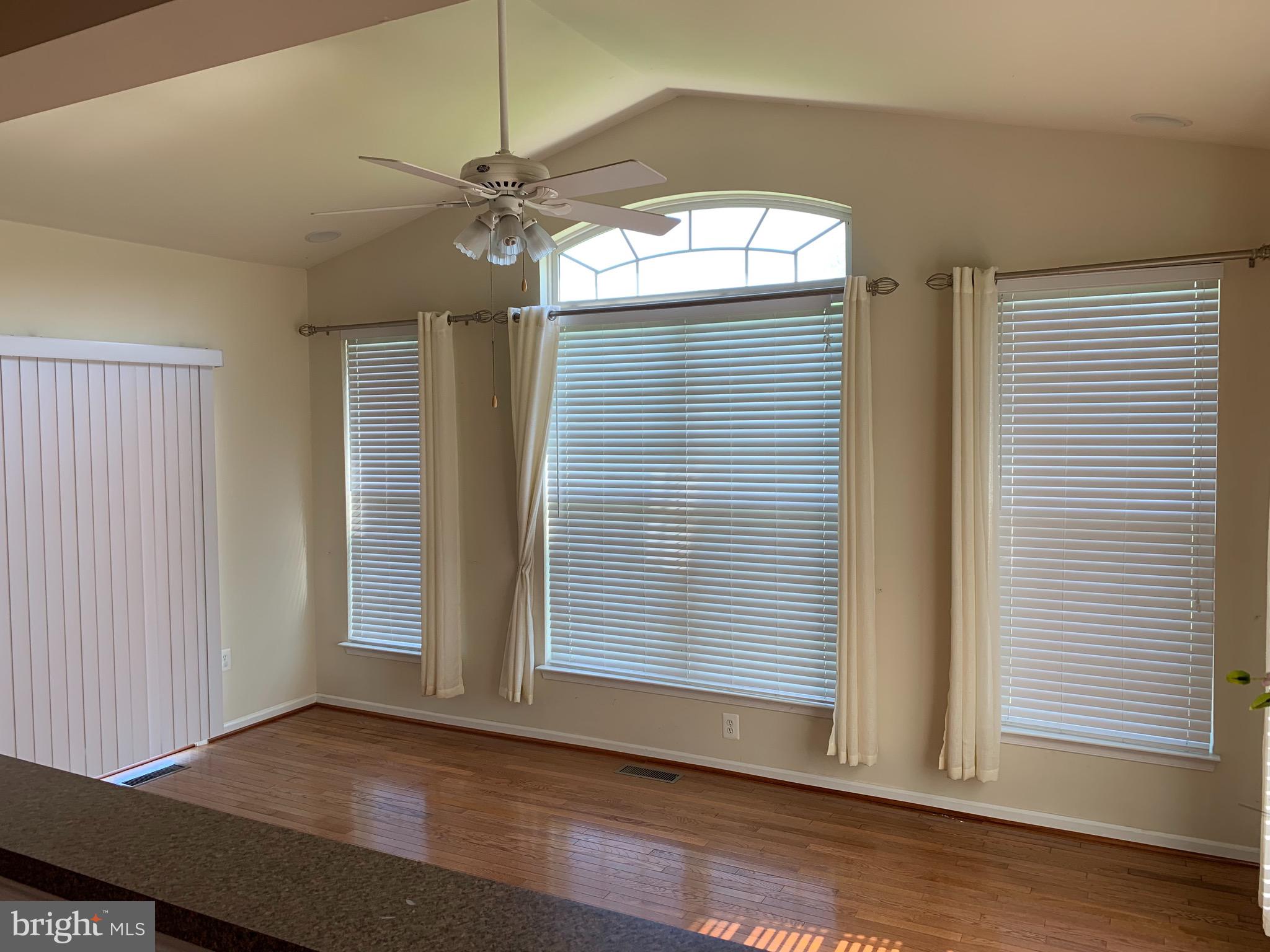 BLUE SPRING FARM - Residential Lease