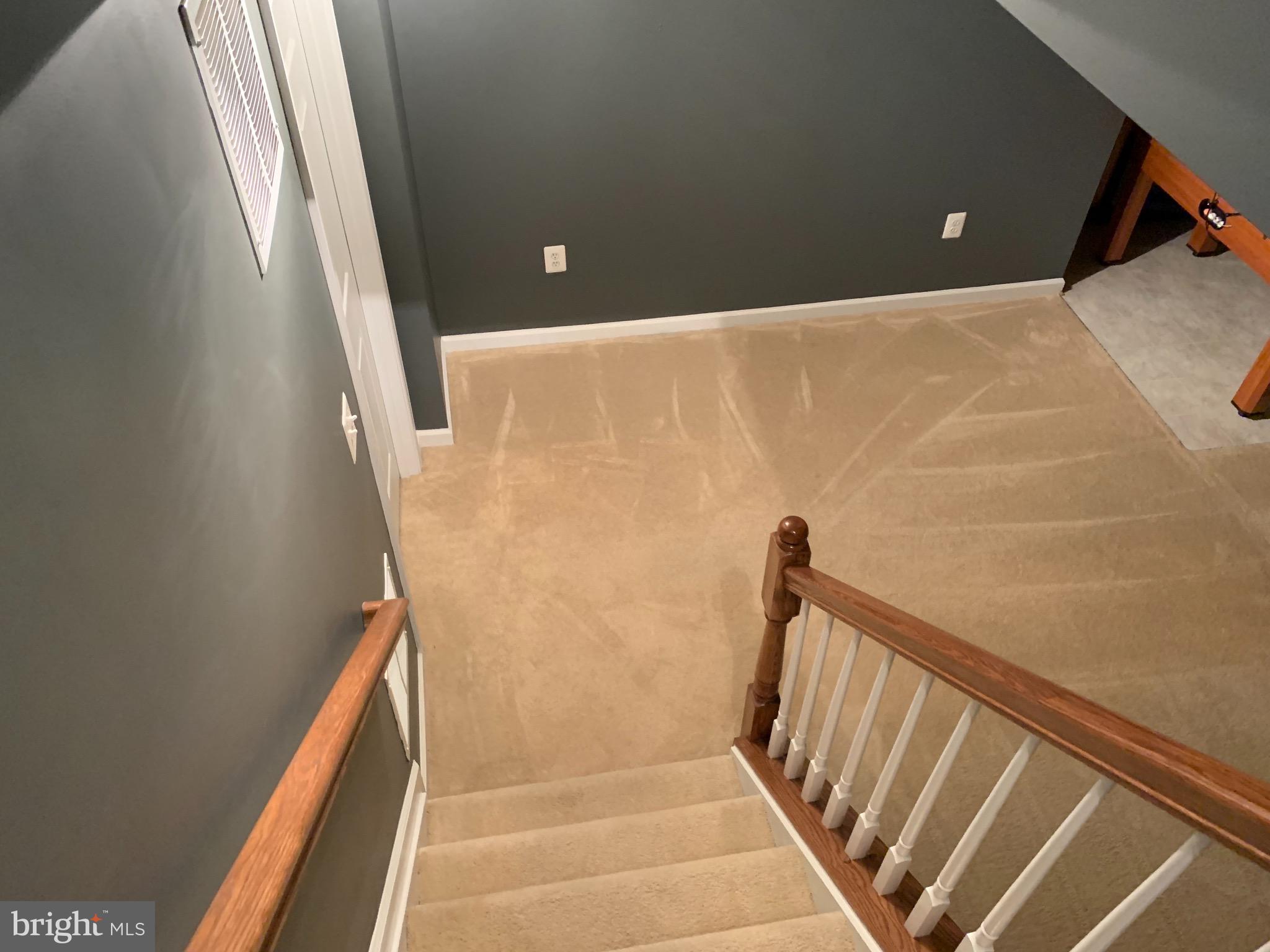 BLUE SPRING FARM - Residential Lease