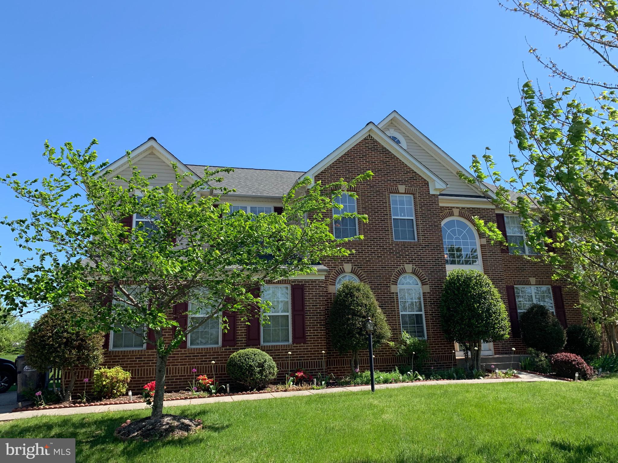 BLUE SPRING FARM - Residential Lease