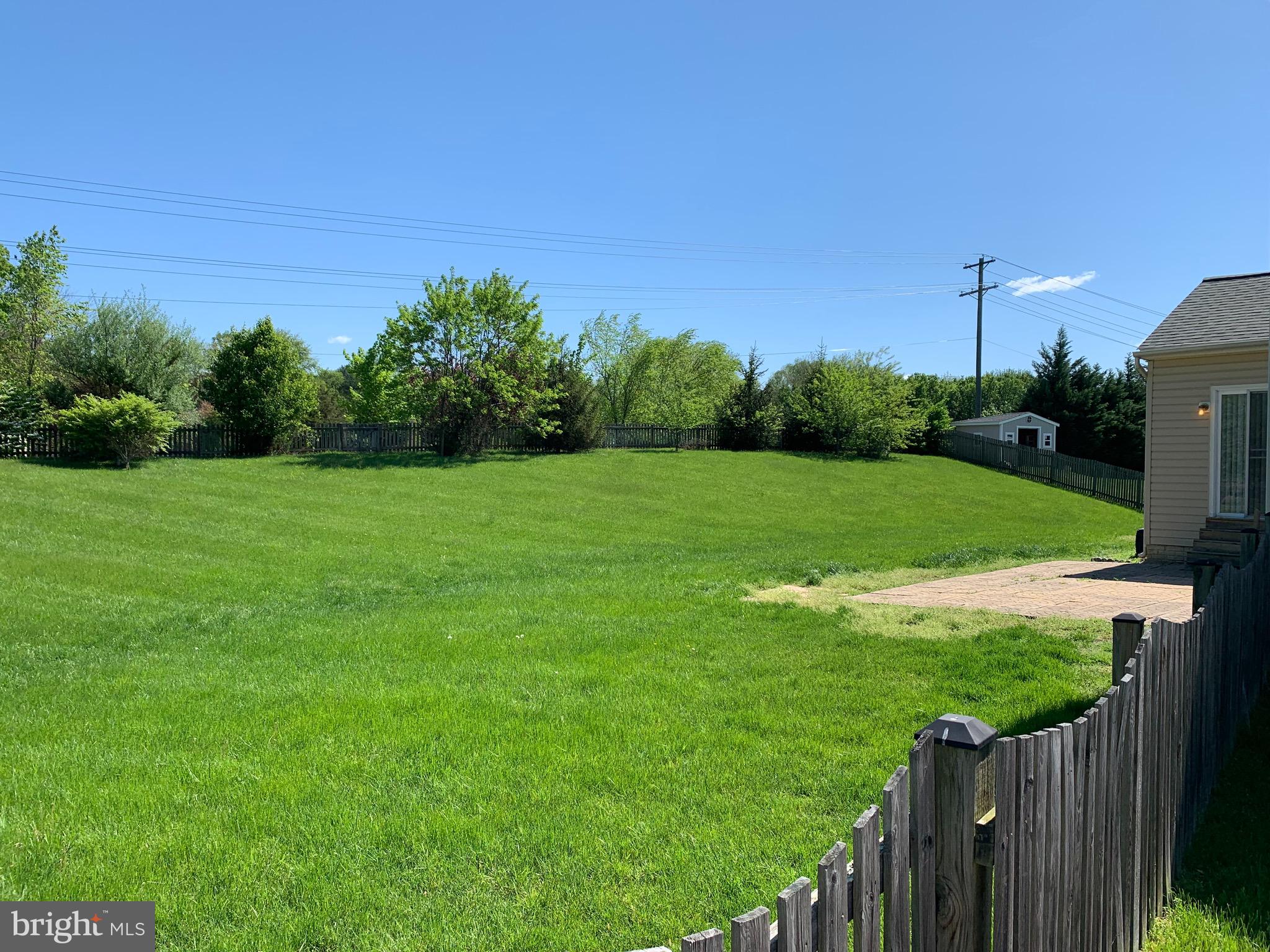 BLUE SPRING FARM - Residential Lease