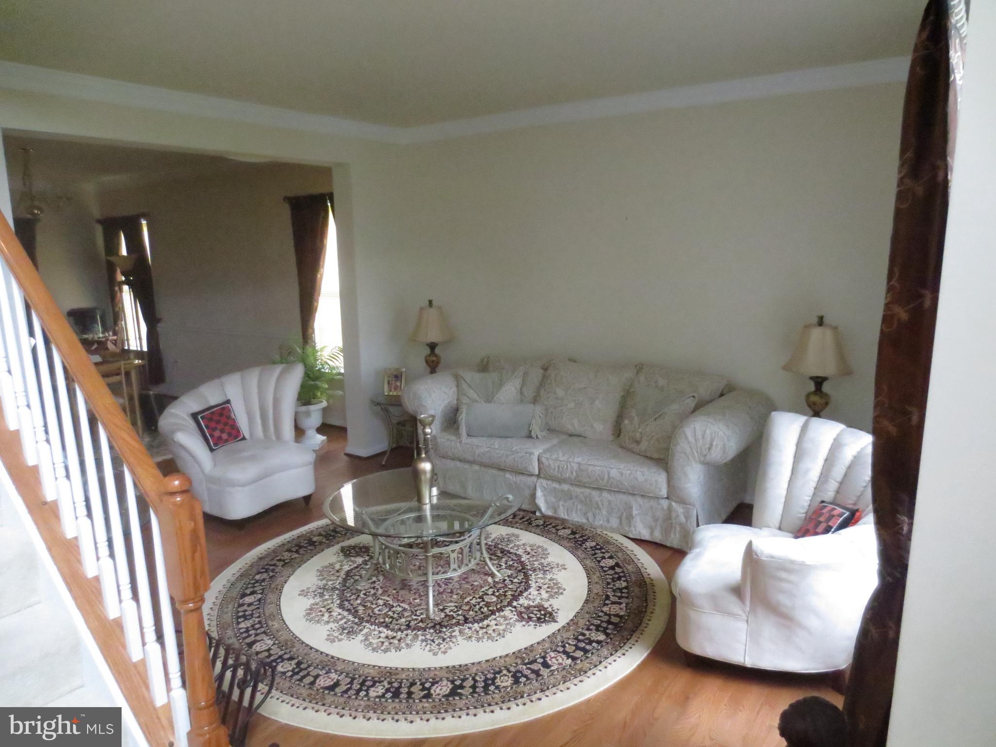 BLUE SPRING FARM - Residential Lease