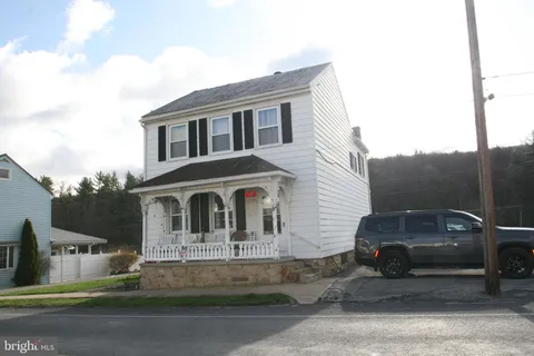 263 Water St, Cassville, PA MLS: PAHU2023506
