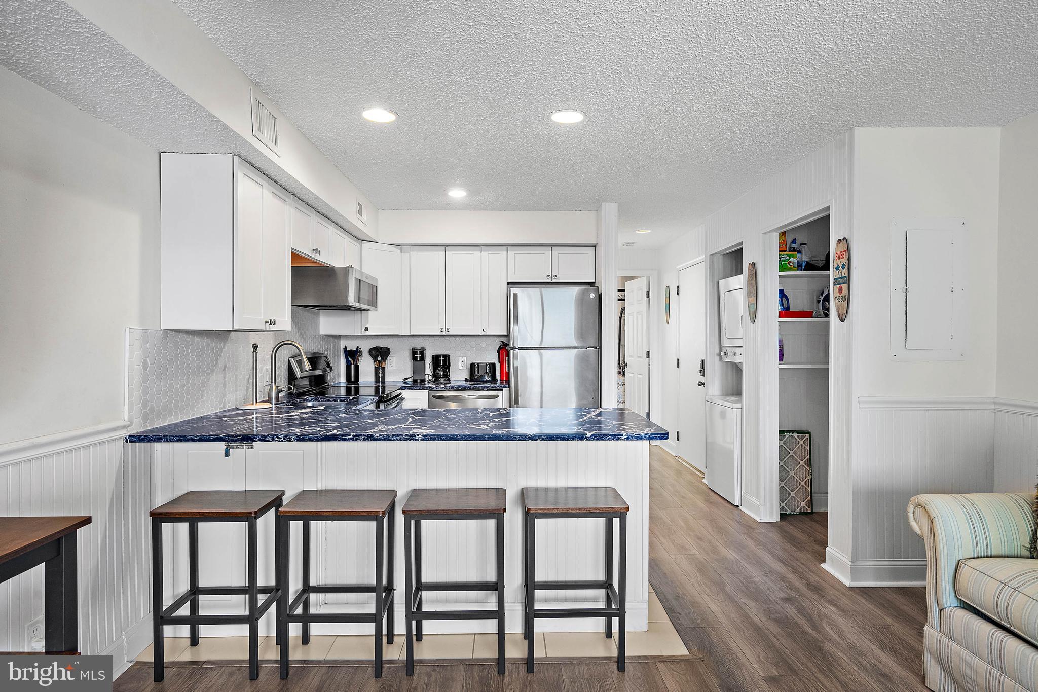 204 33RD STREET 20502