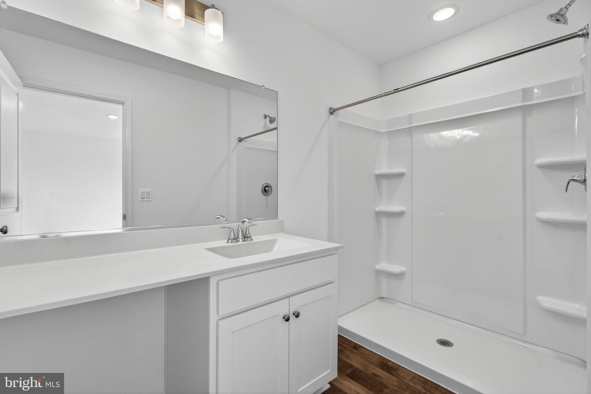 WILDERNESS SHORES - Residential Lease