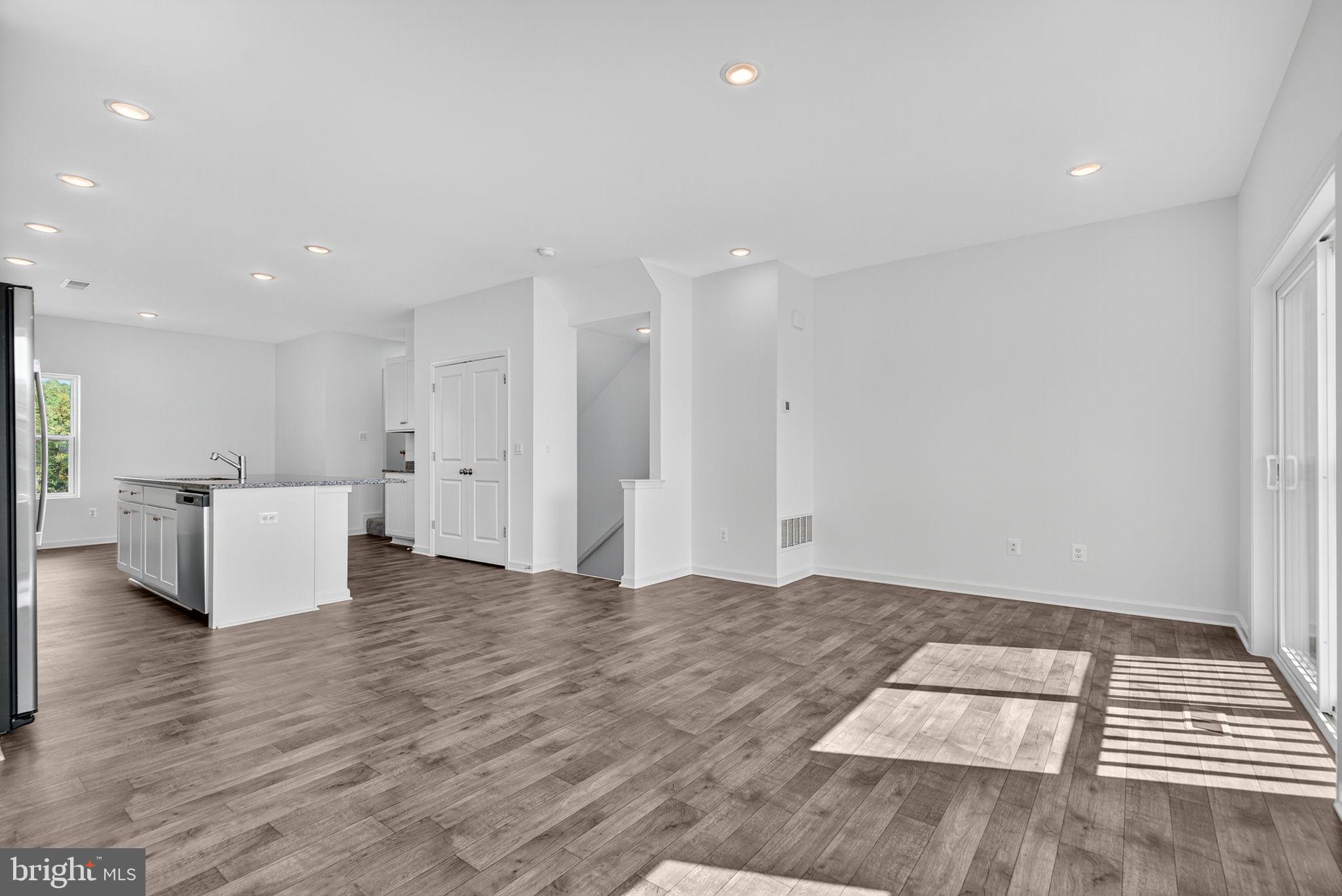 WILDERNESS SHORES - Residential Lease