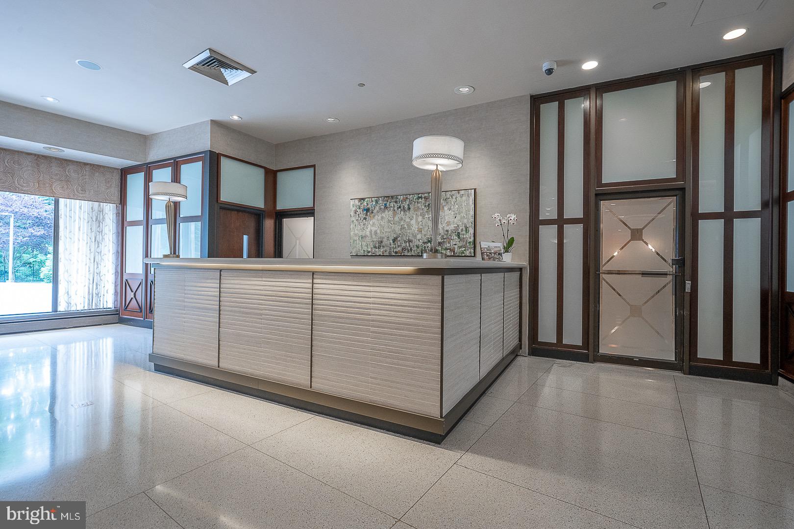 PRESIDENTIAL ESTS - Residential