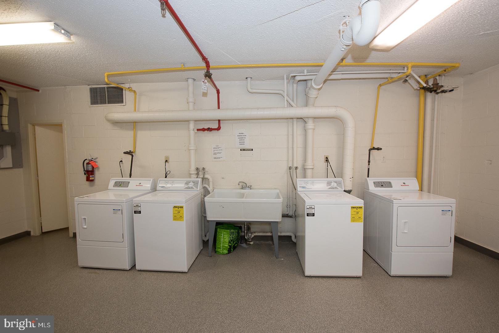 PRESIDENTIAL ESTS - Residential