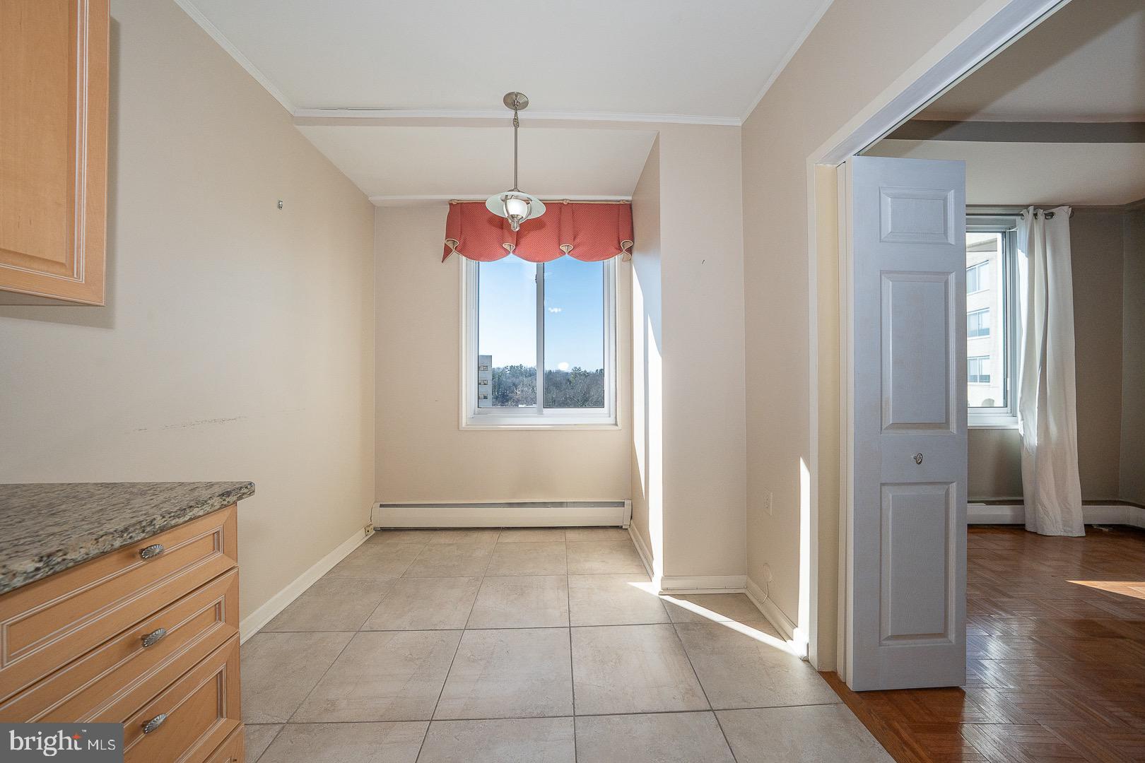 PRESIDENTIAL ESTS - Residential