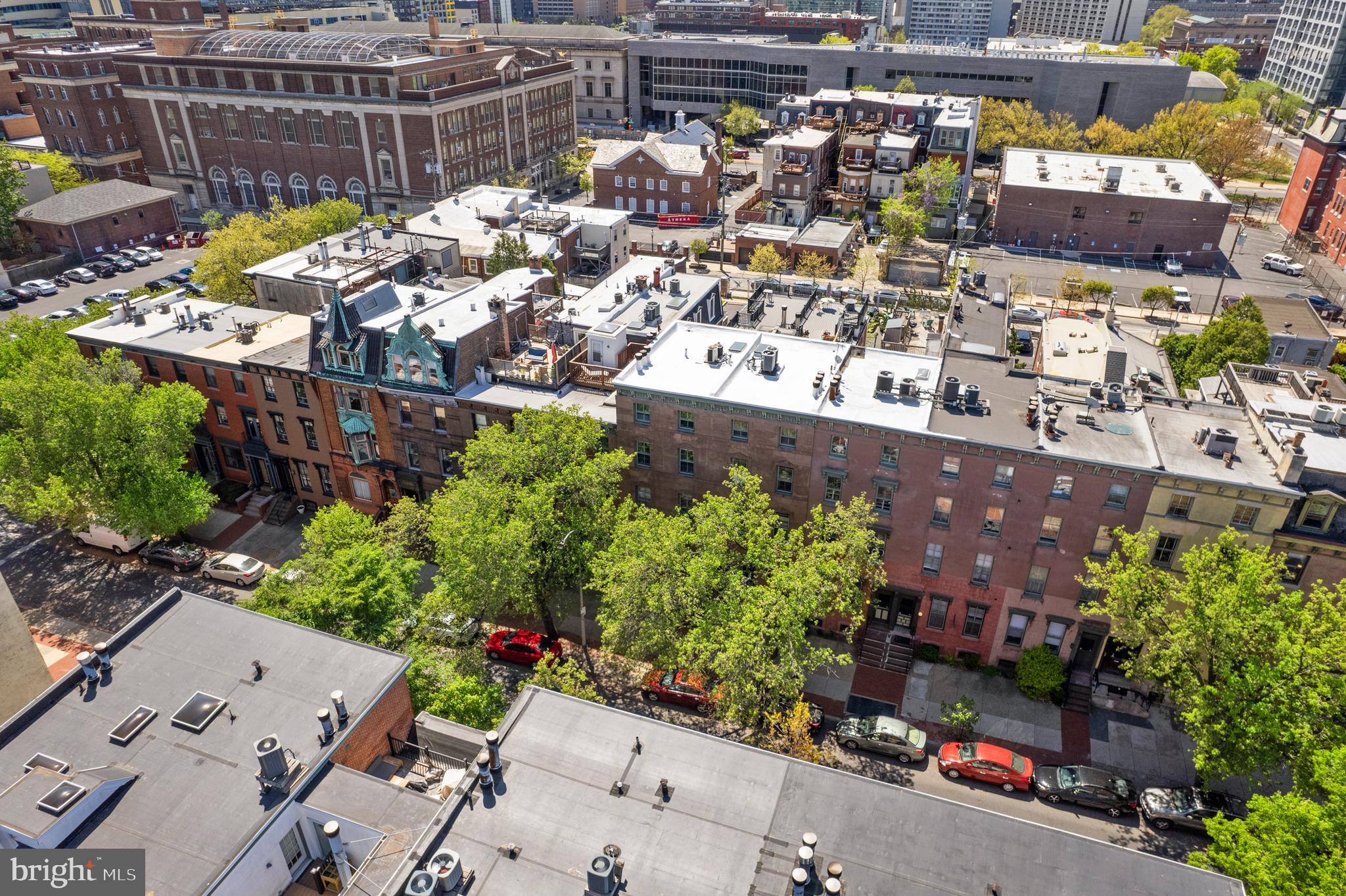 FAIRMOUNT - Residential