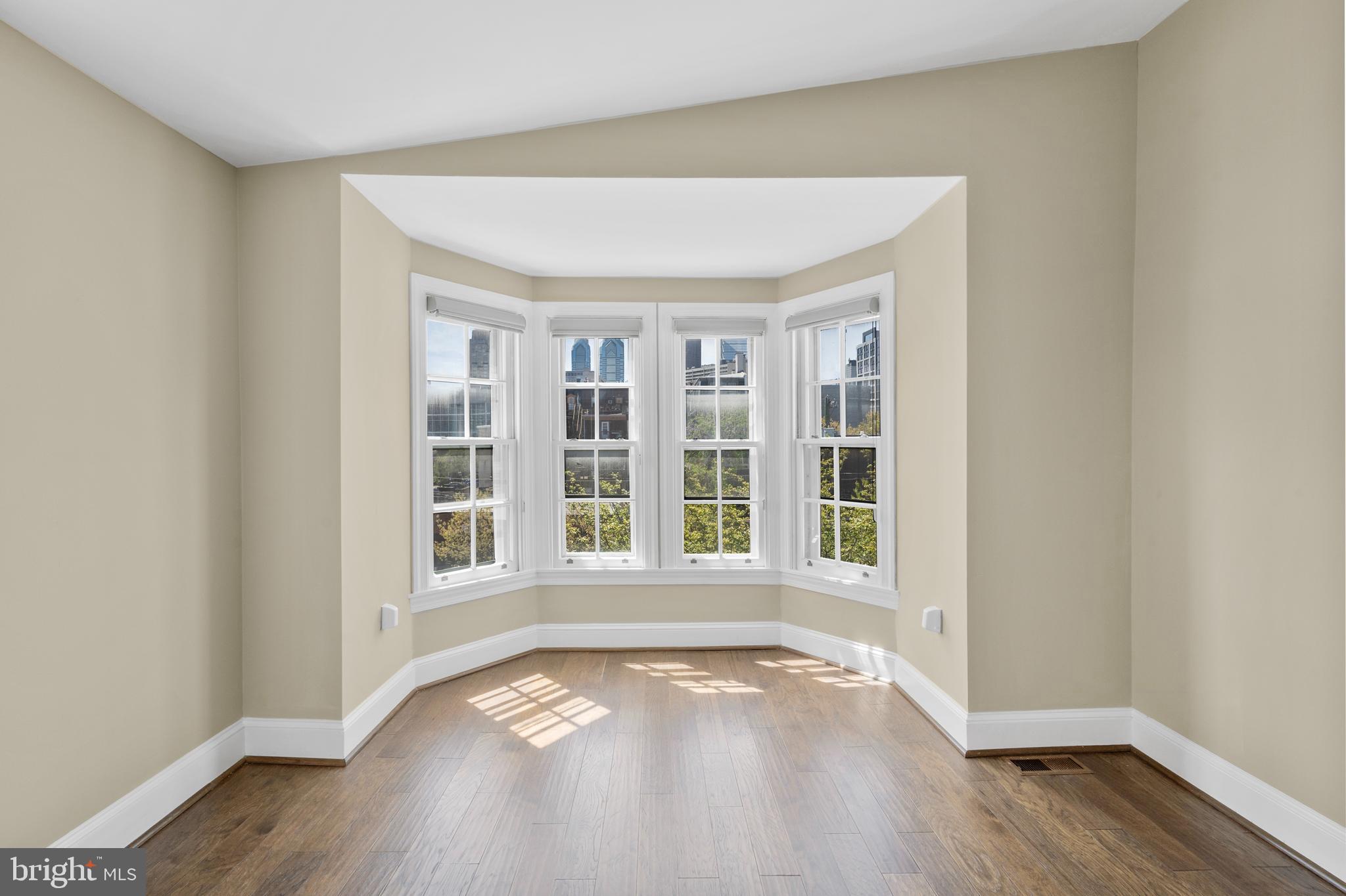 FAIRMOUNT - Residential