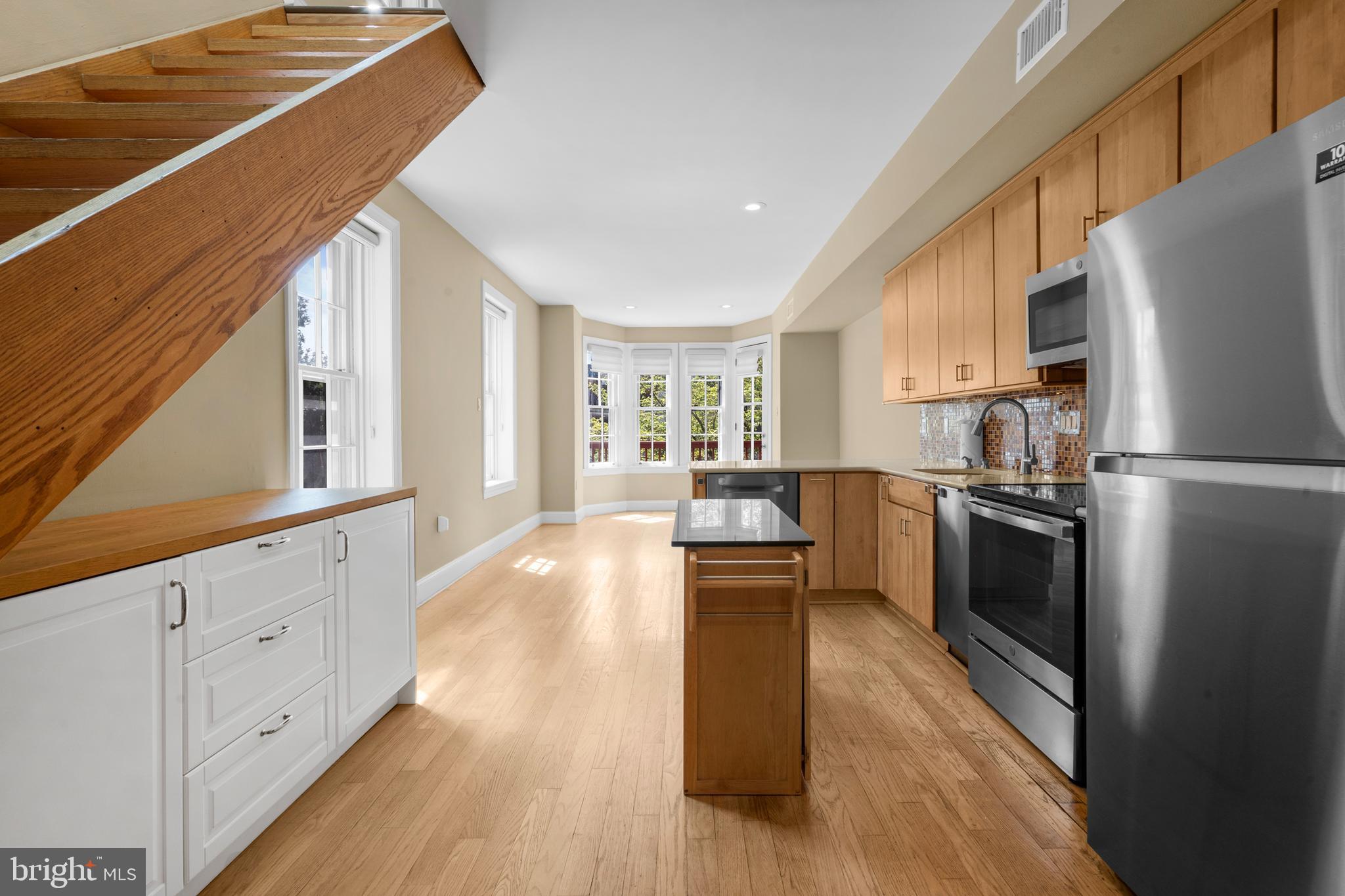 FAIRMOUNT - Residential