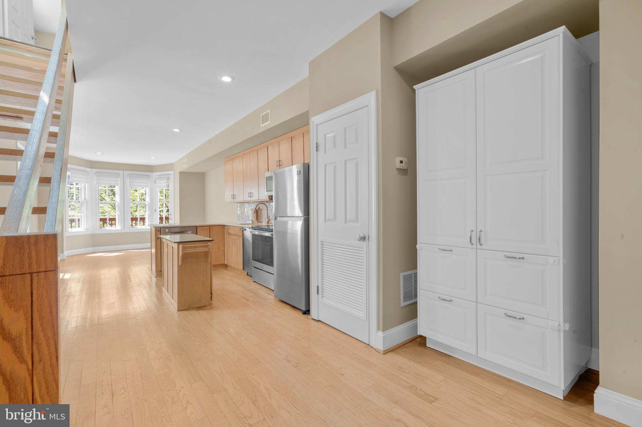 FAIRMOUNT - Residential