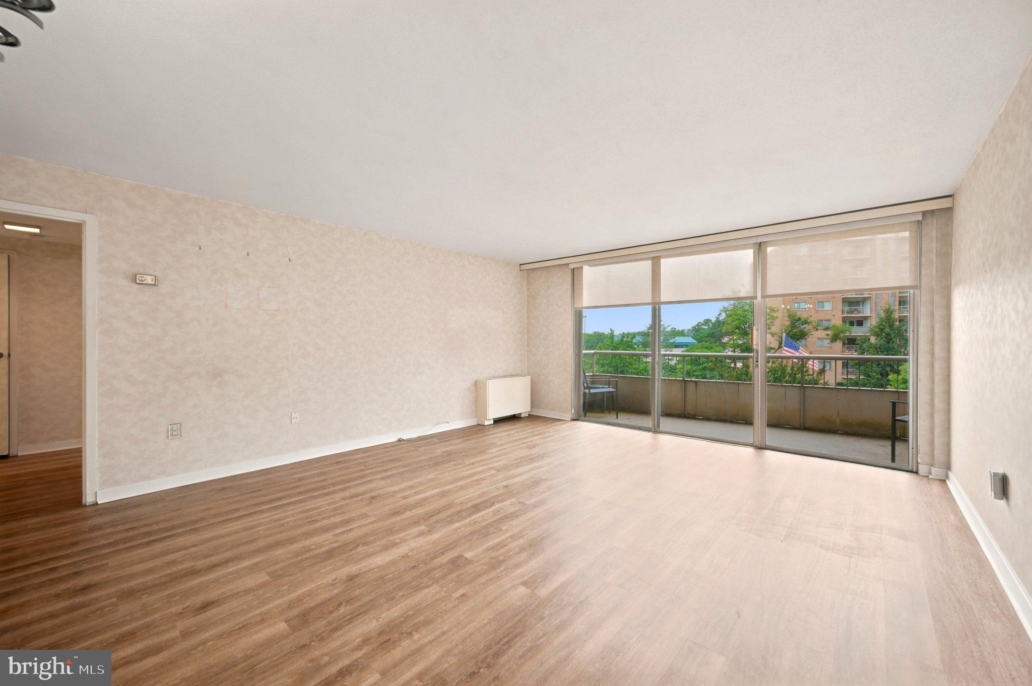 100 WEST AVENUE 202-S