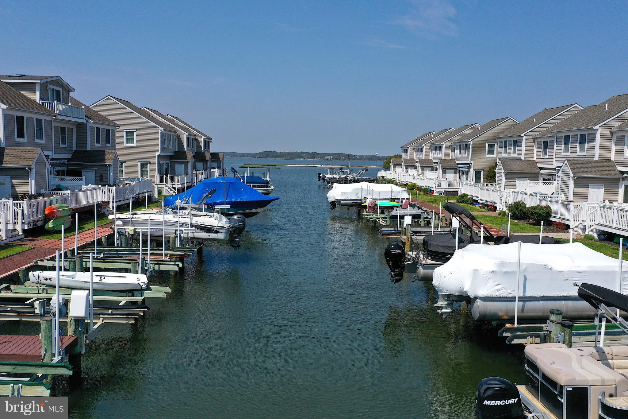 TOWNES OF NANTUCKET - Residential