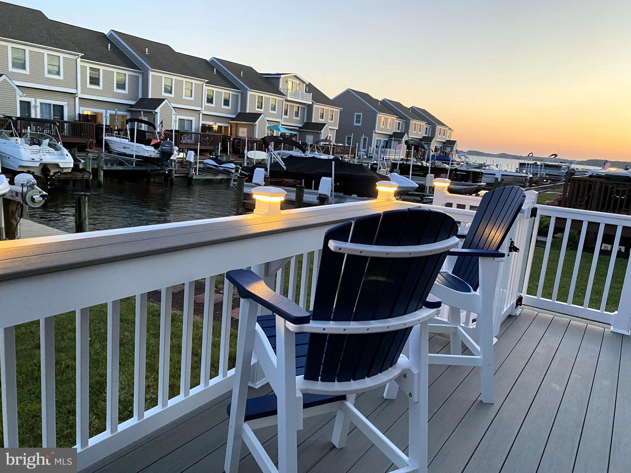 TOWNES OF NANTUCKET - Residential