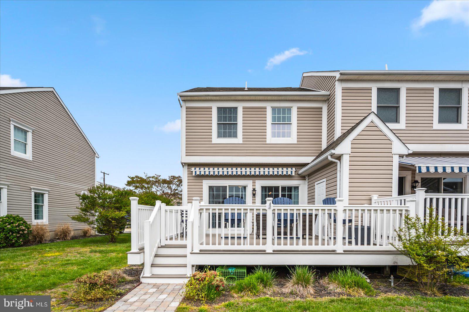 TOWNES OF NANTUCKET - Residential