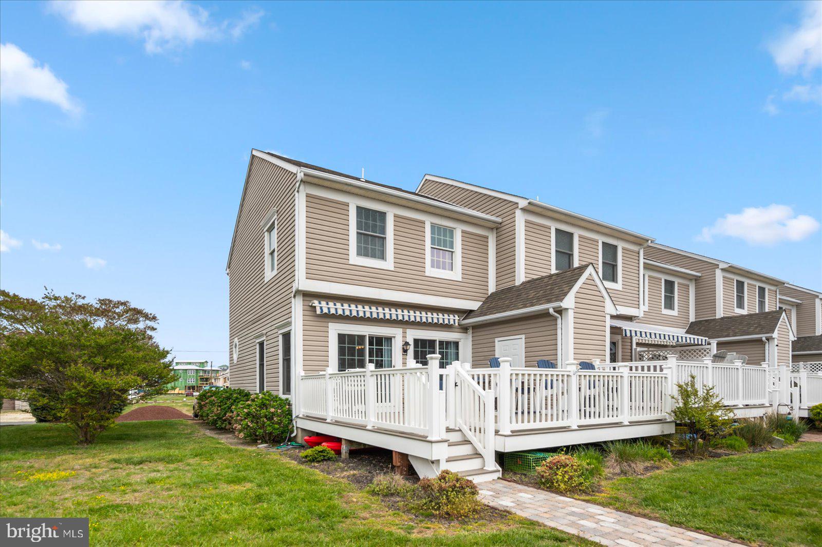 TOWNES OF NANTUCKET - Residential