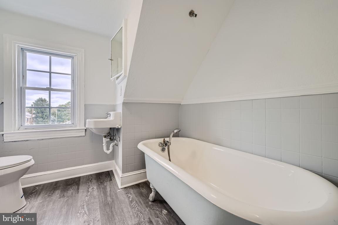 RODGERS FORGE - Residential