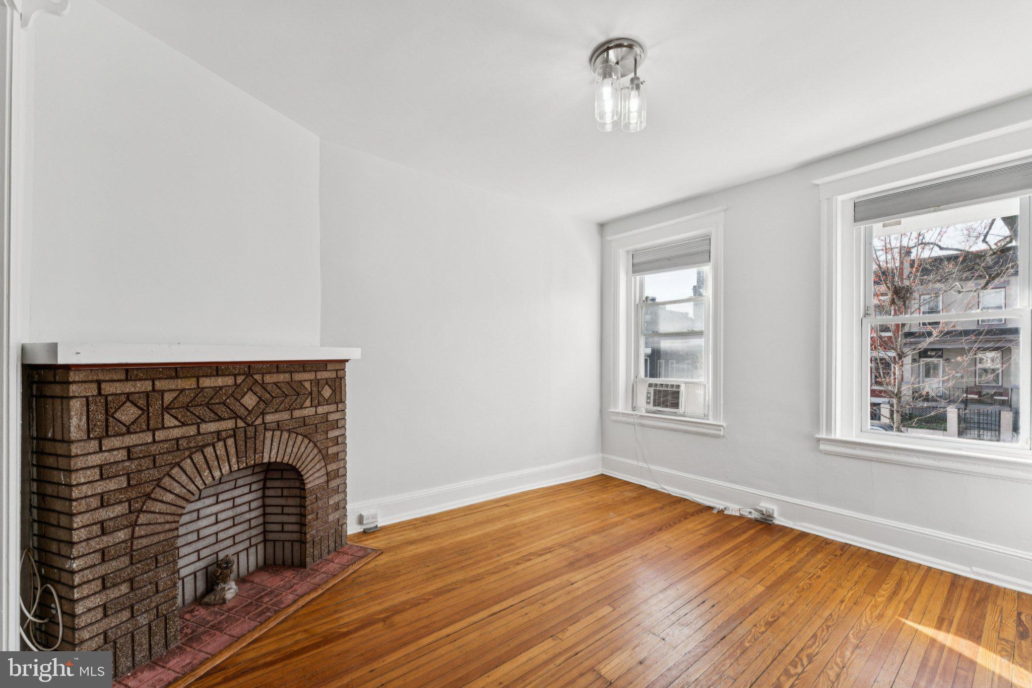 621 KENYON STREET NW