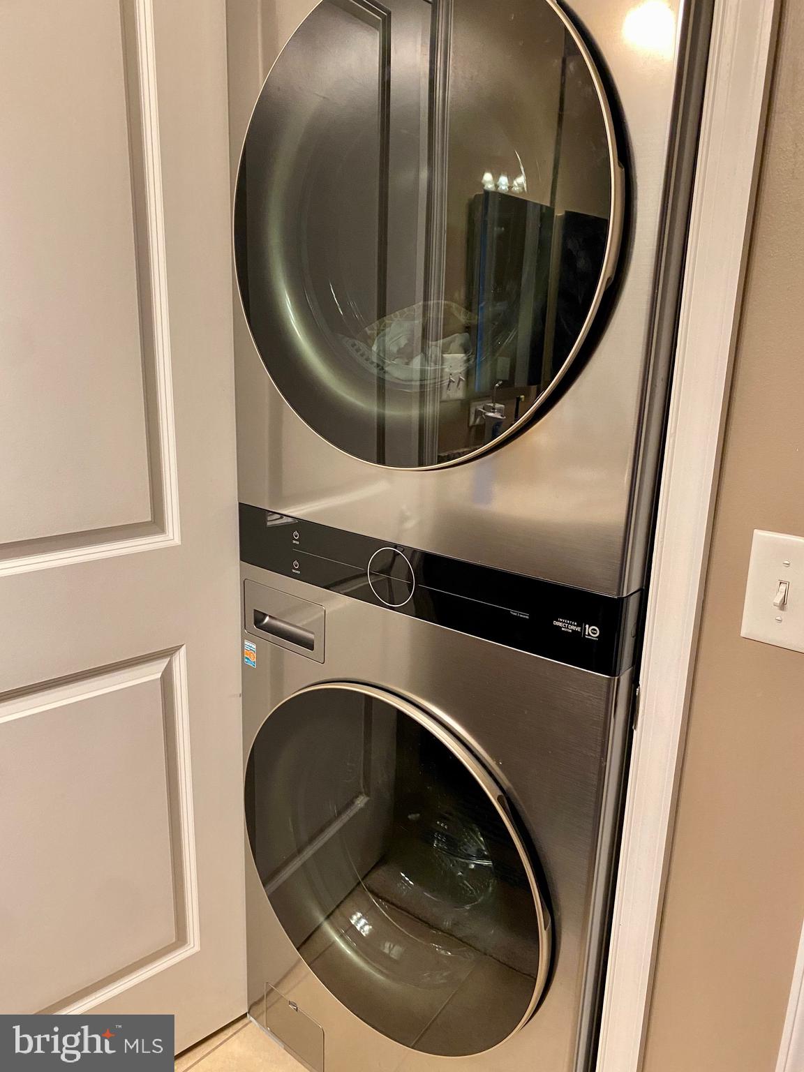 NATIONAL HARBOR - Residential Lease