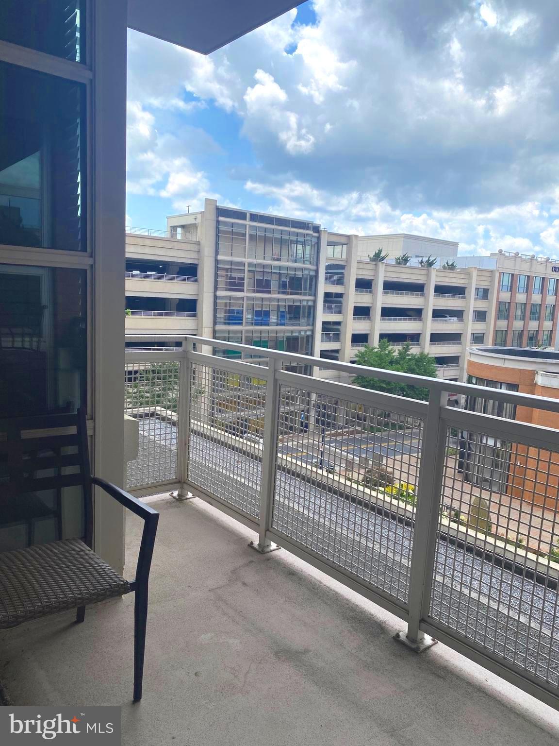 NATIONAL HARBOR - Residential Lease