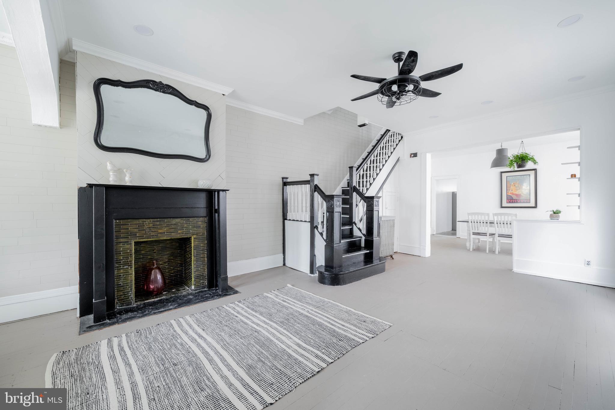 34 E MT PLEASANT AVE