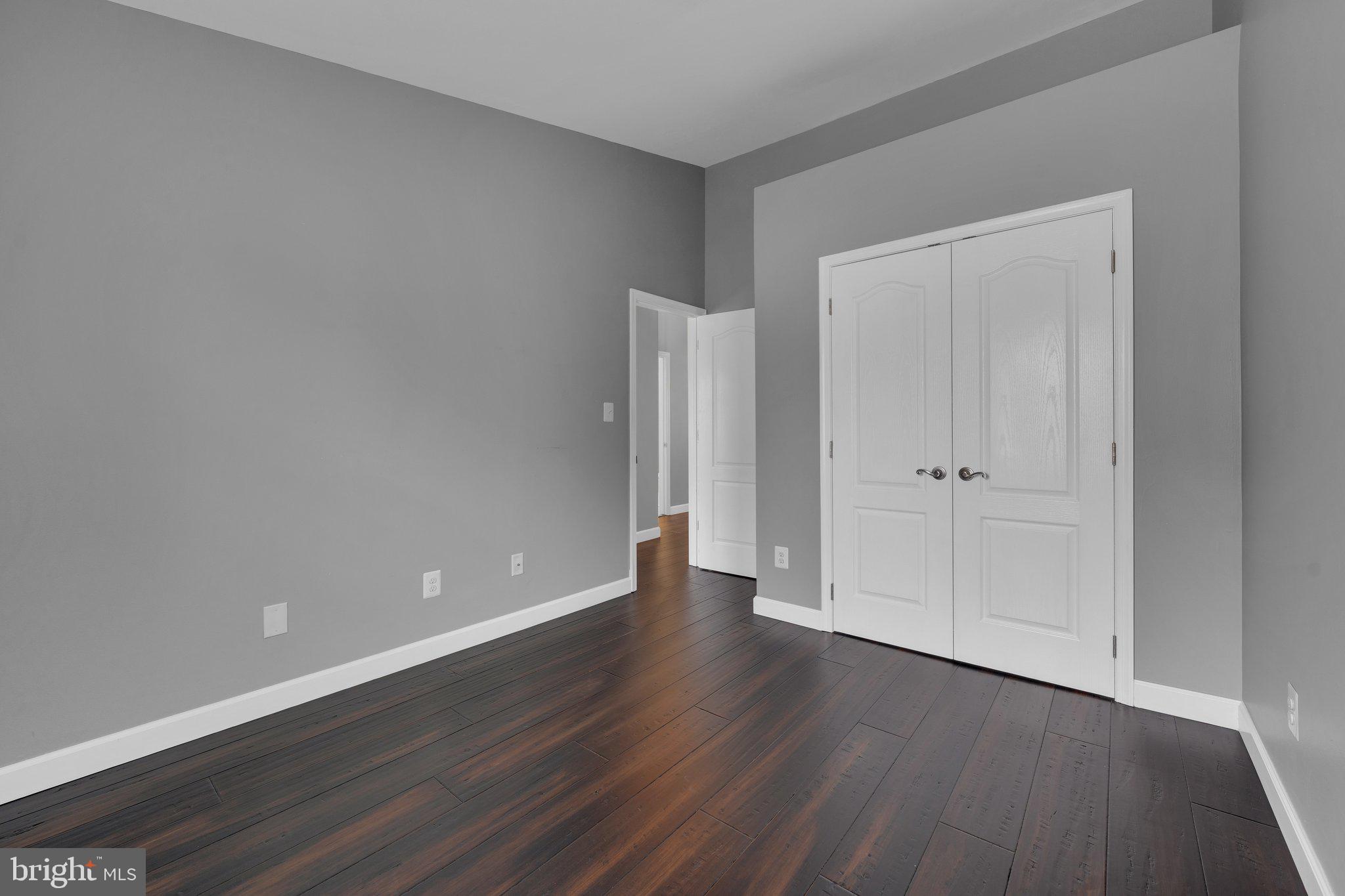 PINE VALLEY - Residential