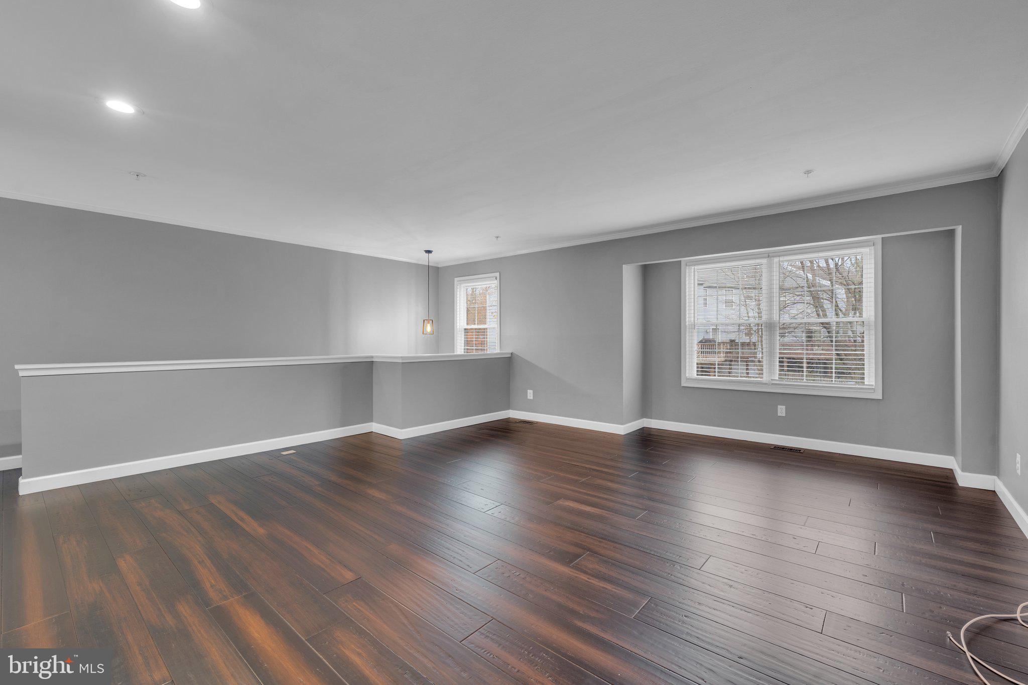 PINE VALLEY - Residential