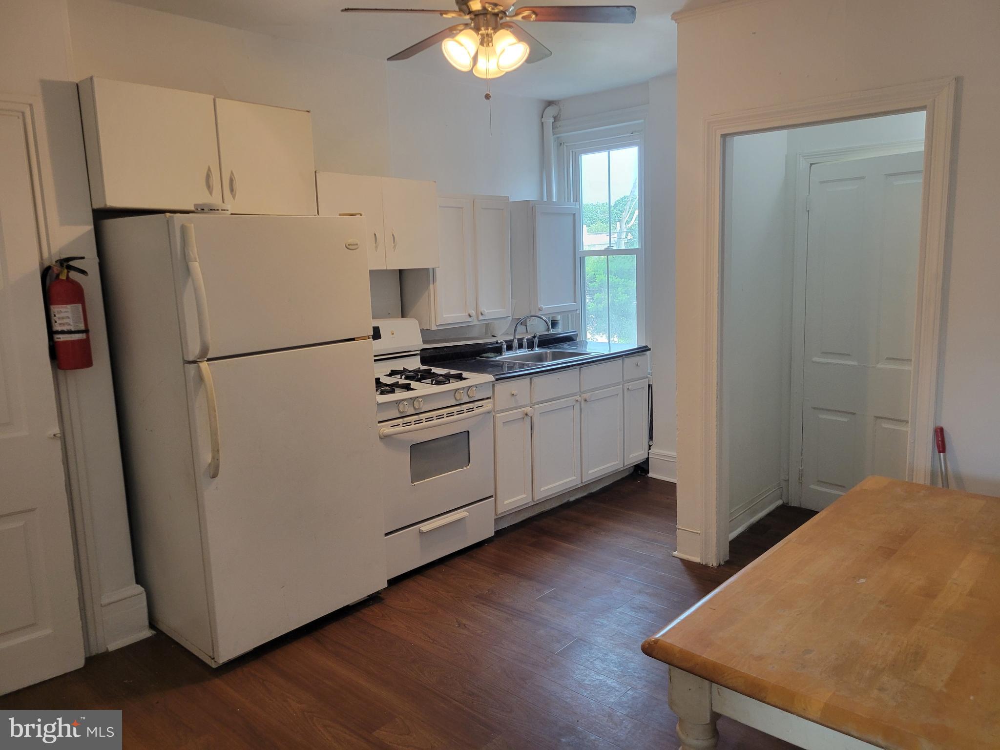512 CHAIN STREET 2F
