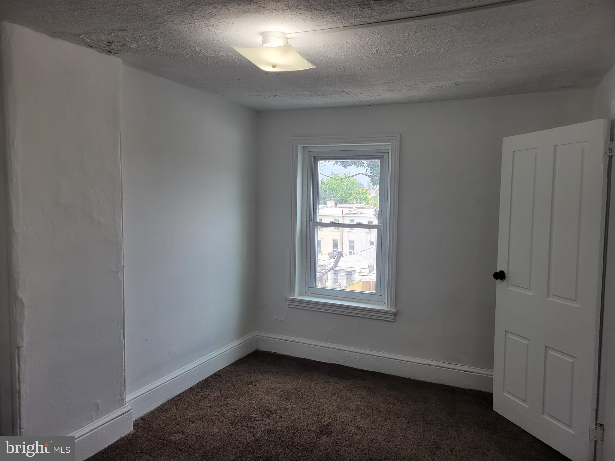 512 CHAIN STREET 2F
