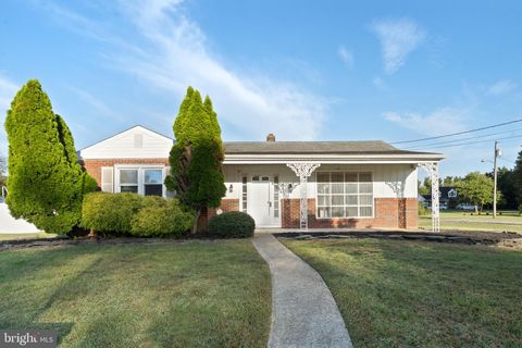 Photo of 51 Salem Drive, PENNSVILLE, NJ 08070 (MLS # NJSA2016594)