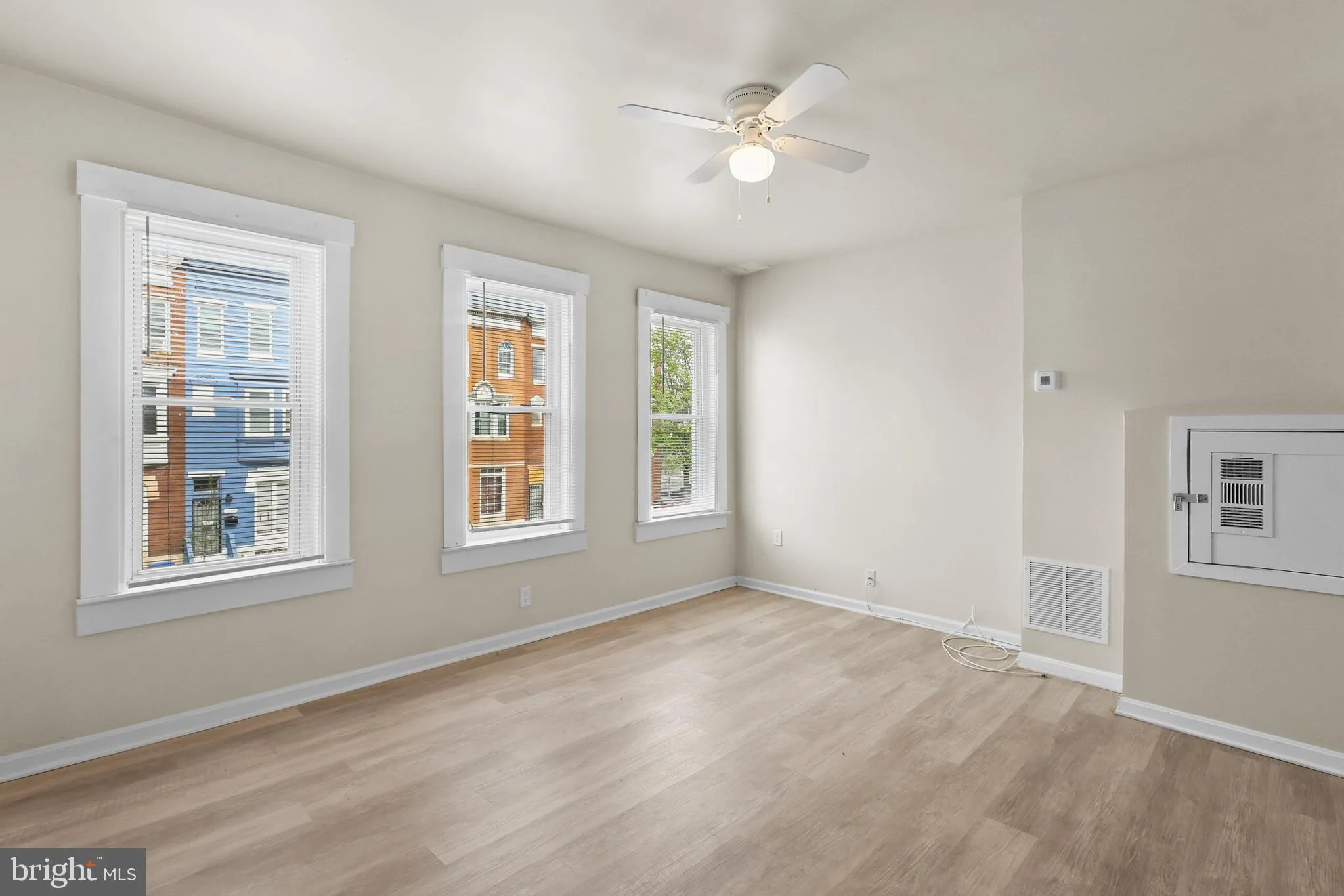 Baltimore, Maryland 21213, United States, 2 Bedrooms Bedrooms, ,1 BathroomBathrooms,Residential,Active,152678