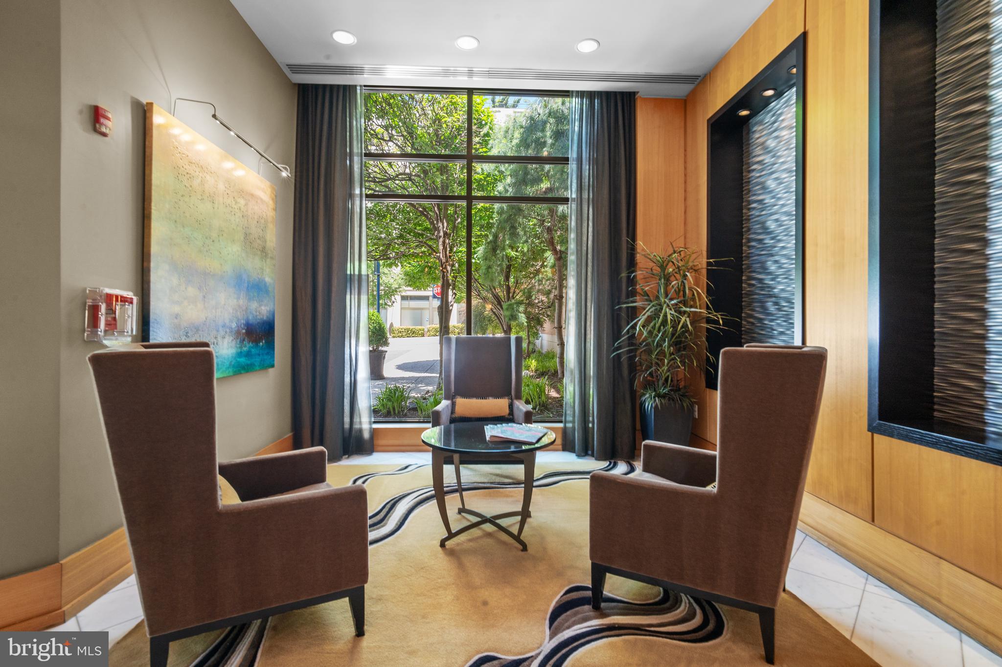 155 POTOMAC PASSAGE 809