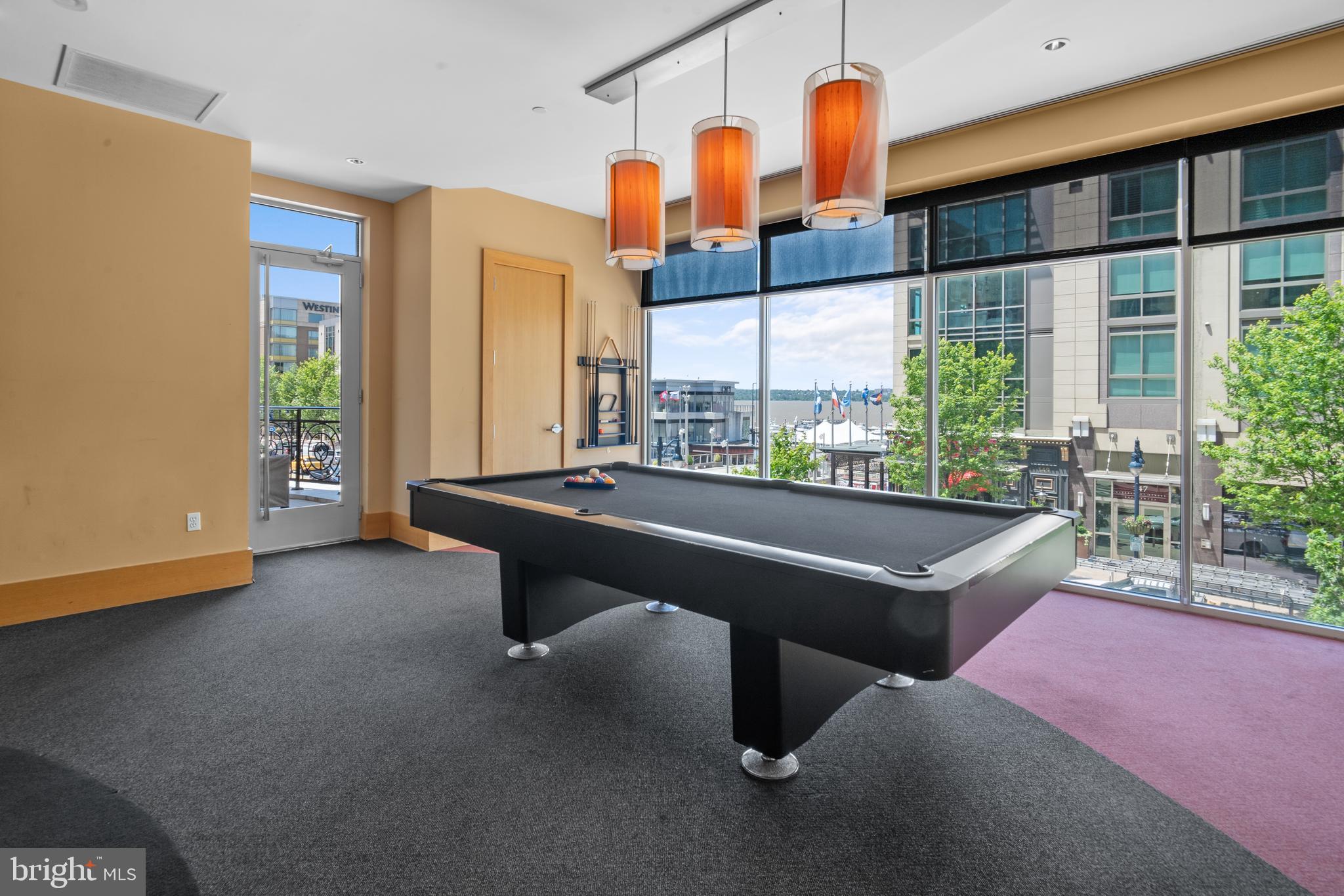 ONE NATIONAL HARBOR CONDOMINIUM - Residential