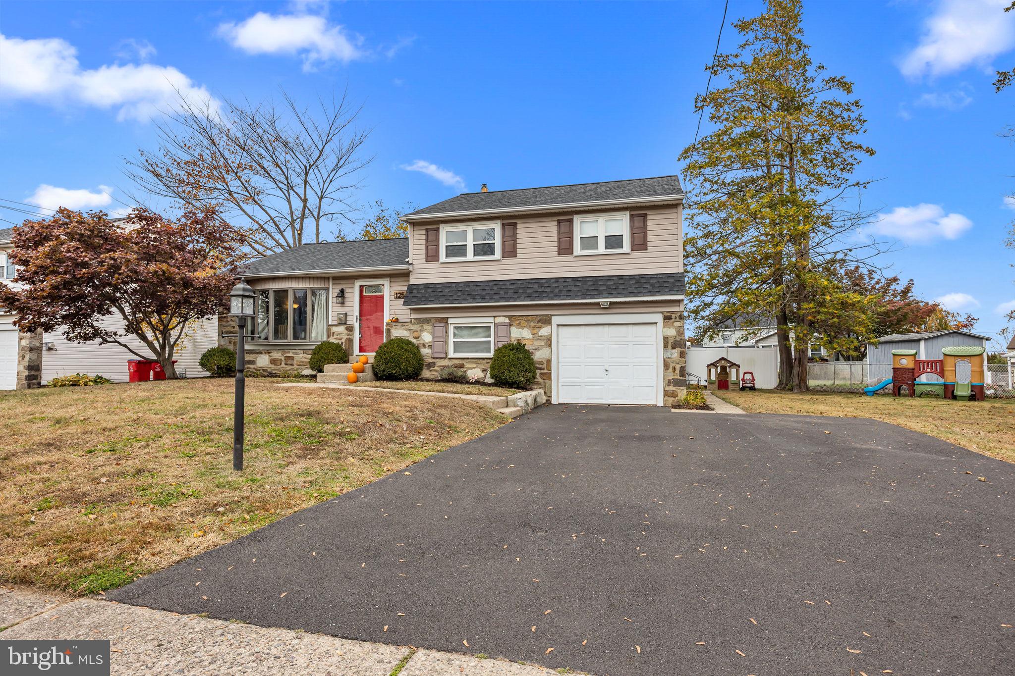 BROOKDALE - Residential