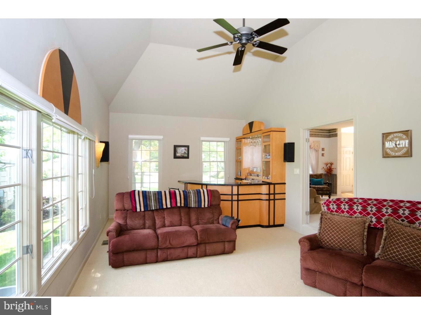 CREEKSIDE AT BLUE BELL - Residential Lease