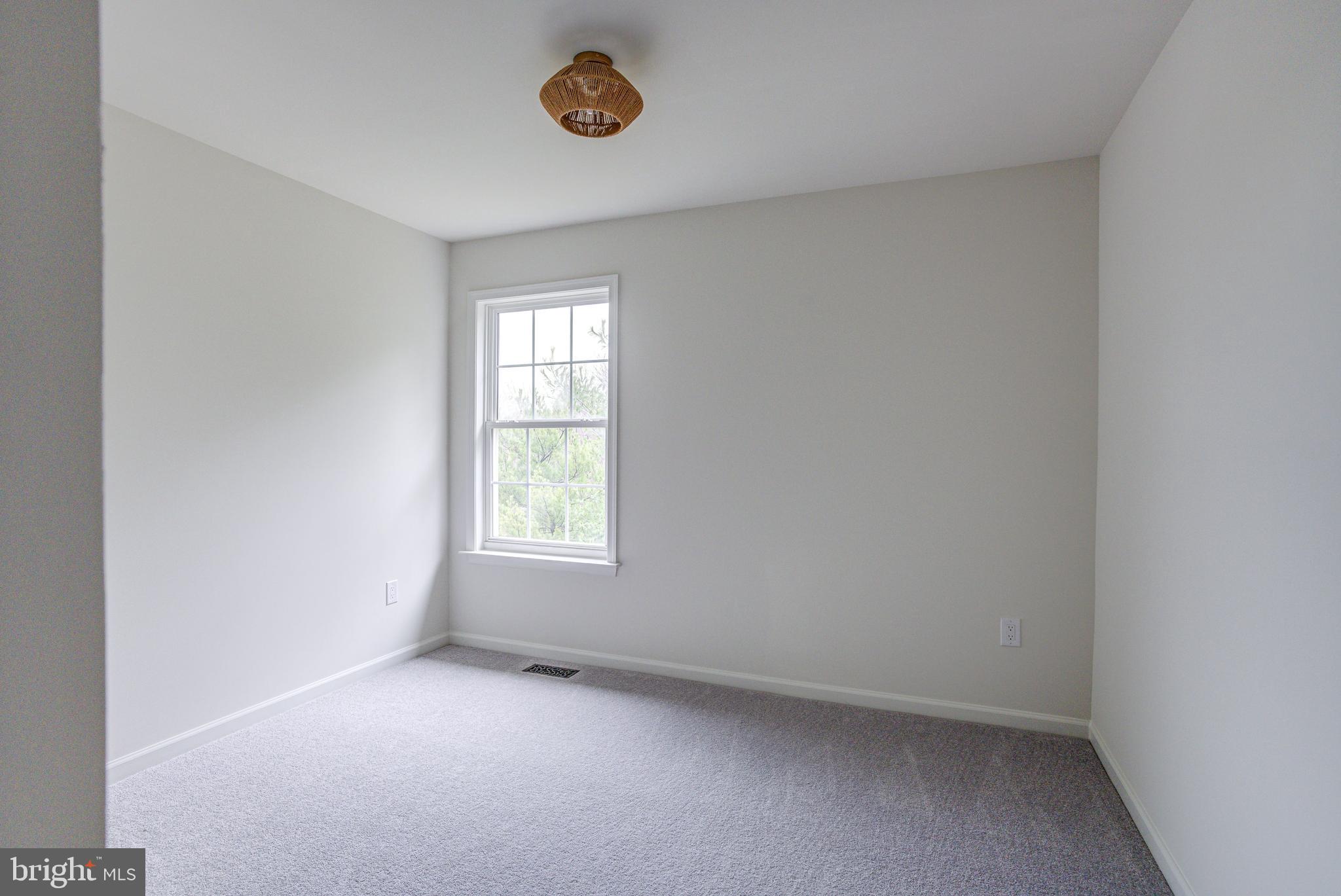 MAHOGANY PARK - Residential