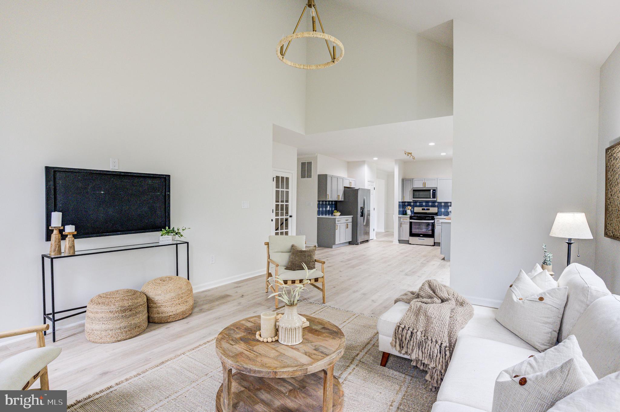 MAHOGANY PARK - Residential