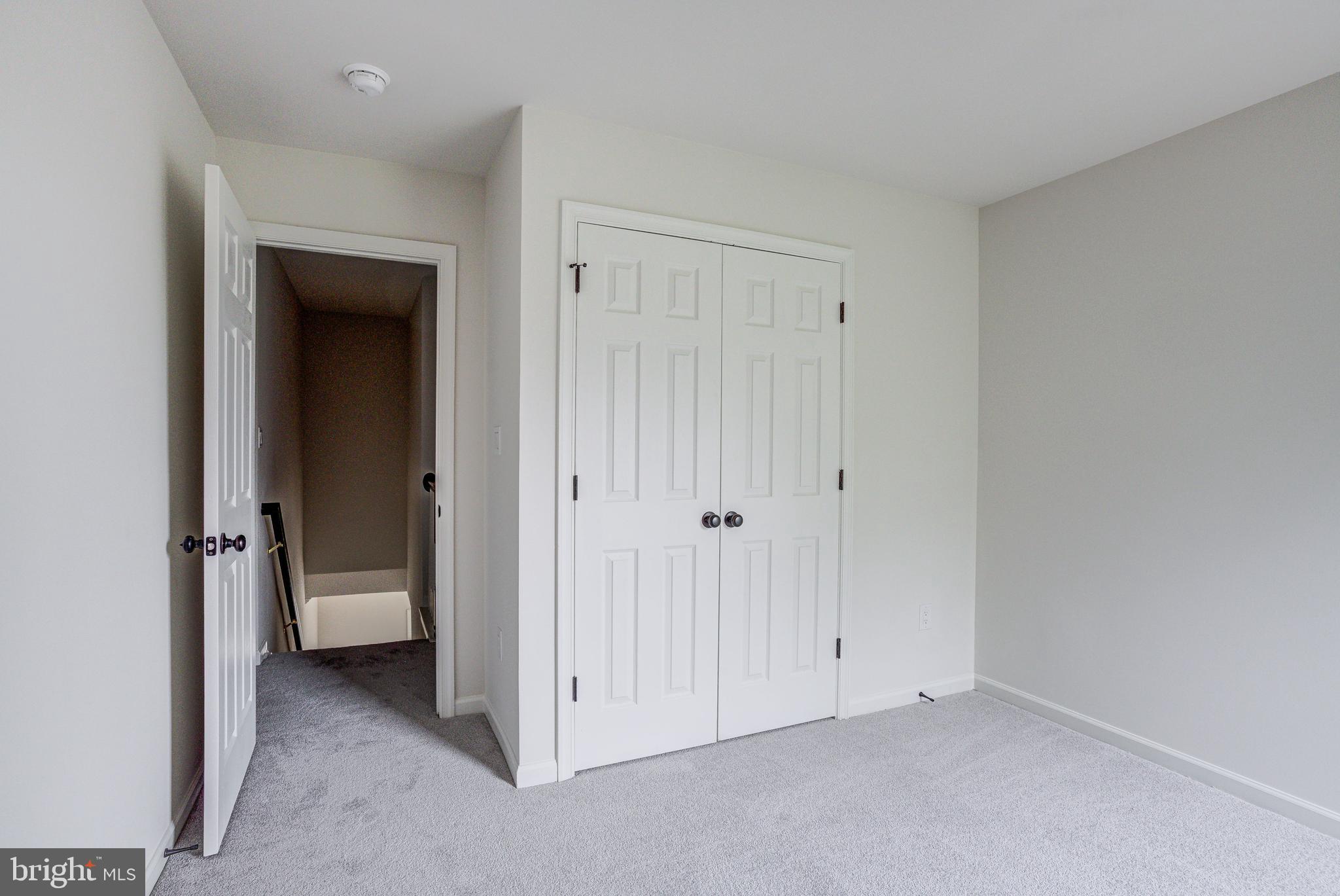 MAHOGANY PARK - Residential