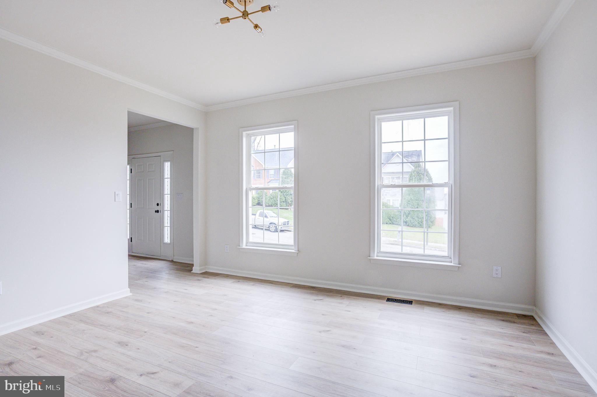 MAHOGANY PARK - Residential