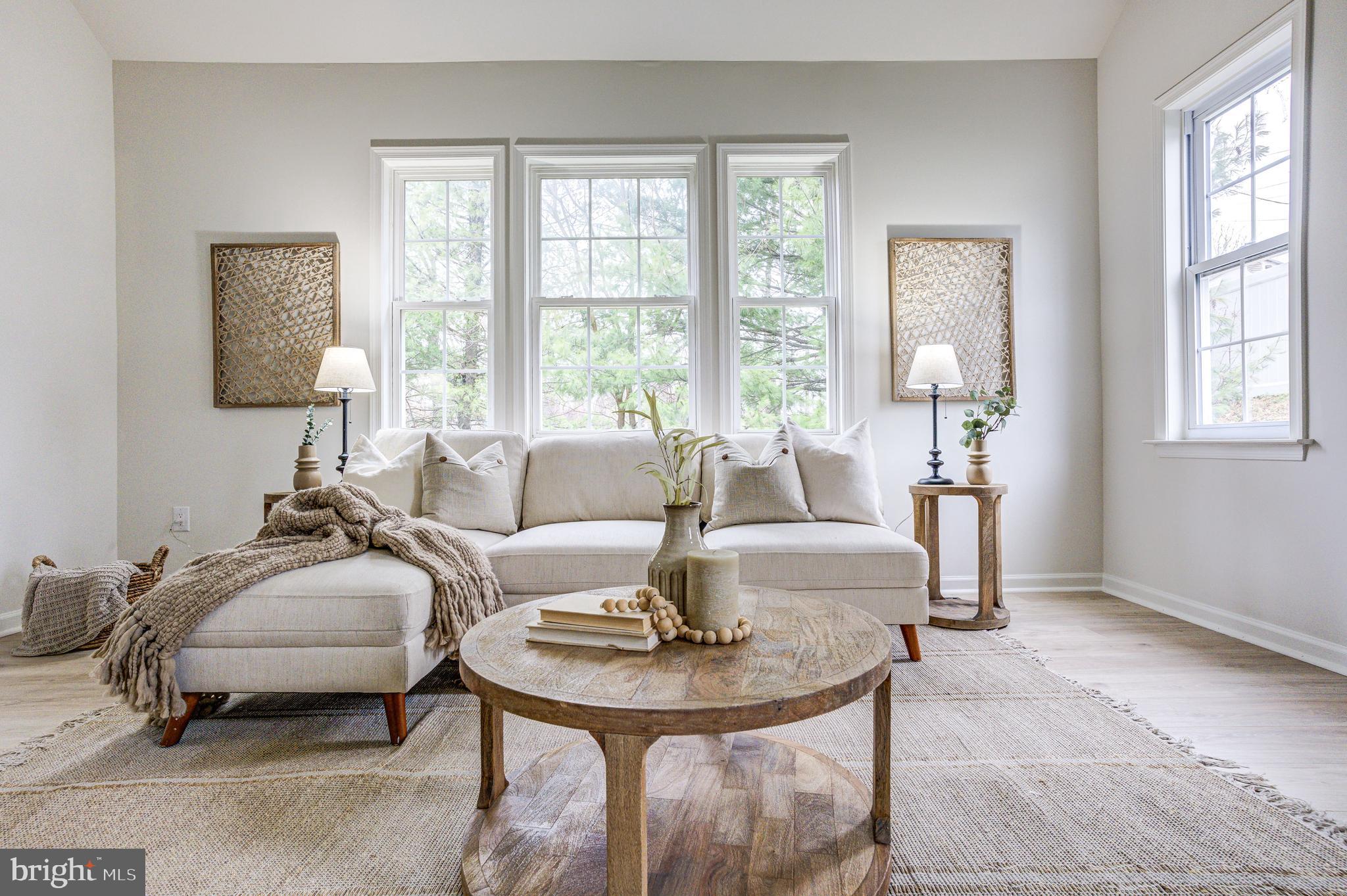 MAHOGANY PARK - Residential