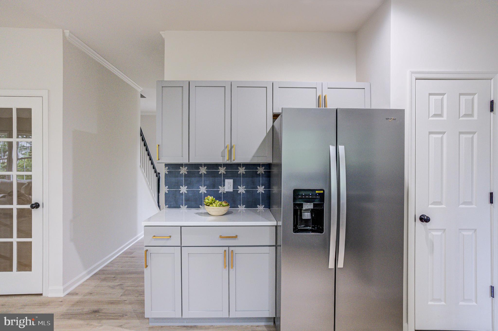 MAHOGANY PARK - Residential