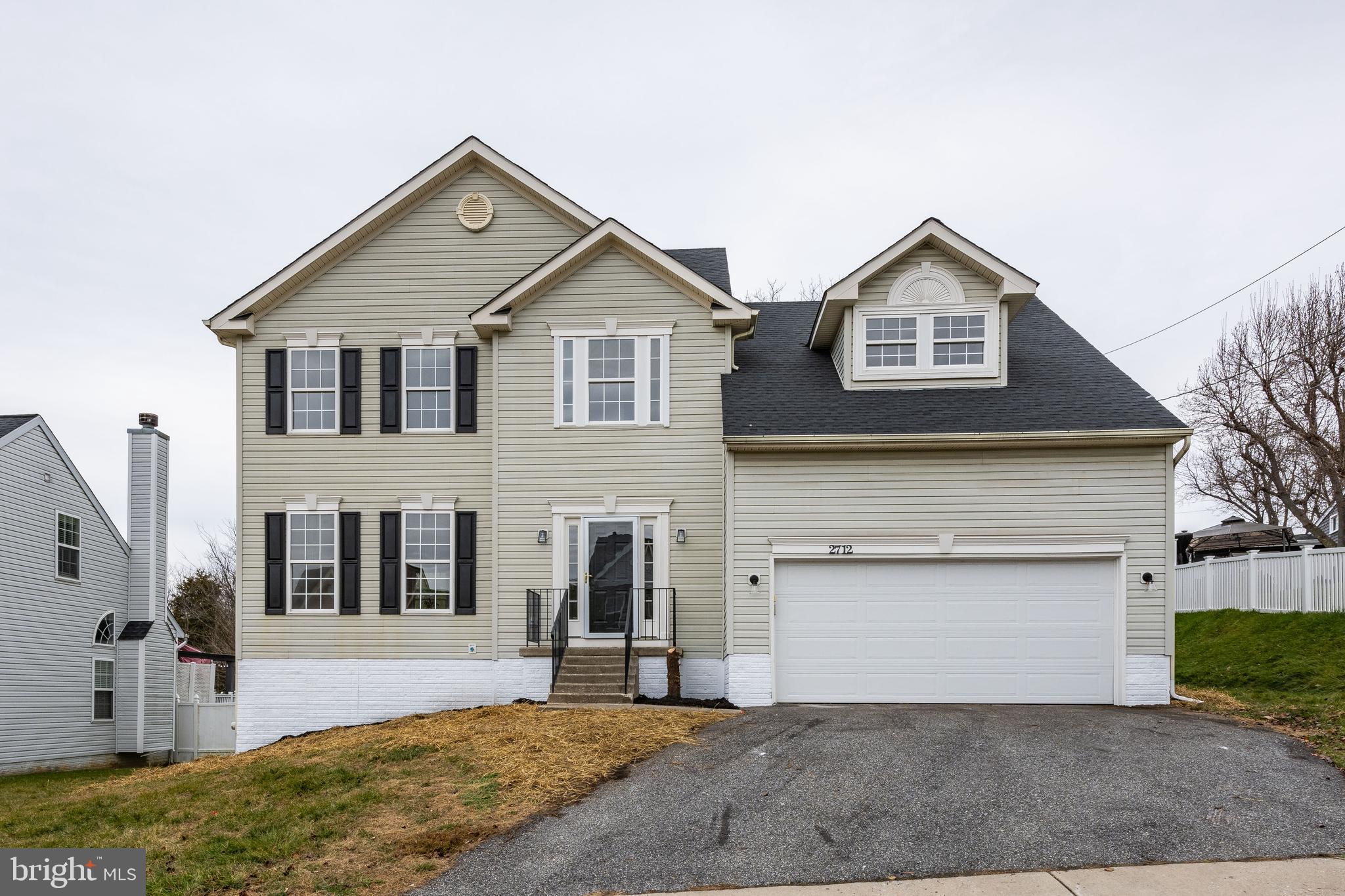 MAHOGANY PARK - Residential