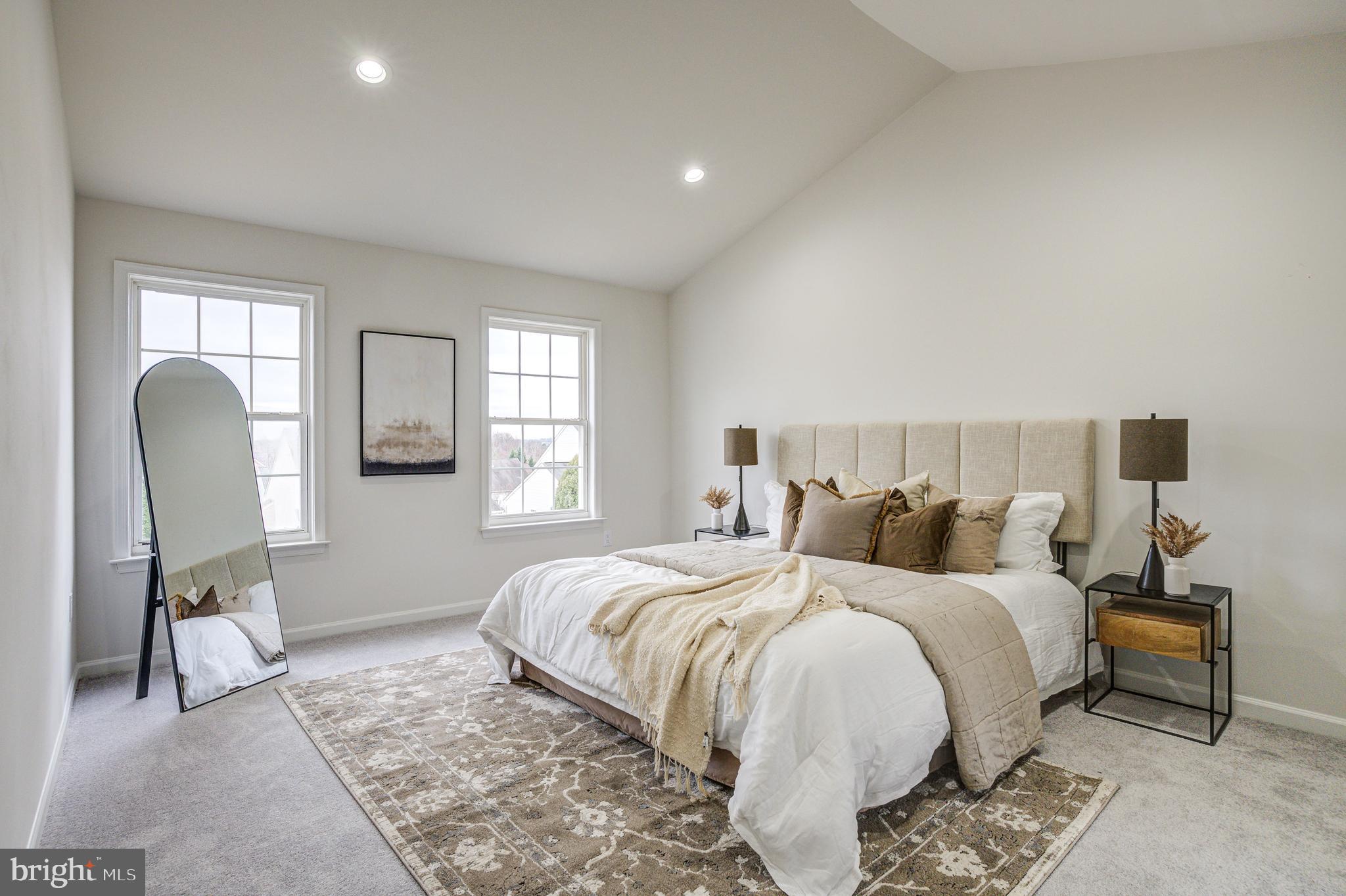 MAHOGANY PARK - Residential