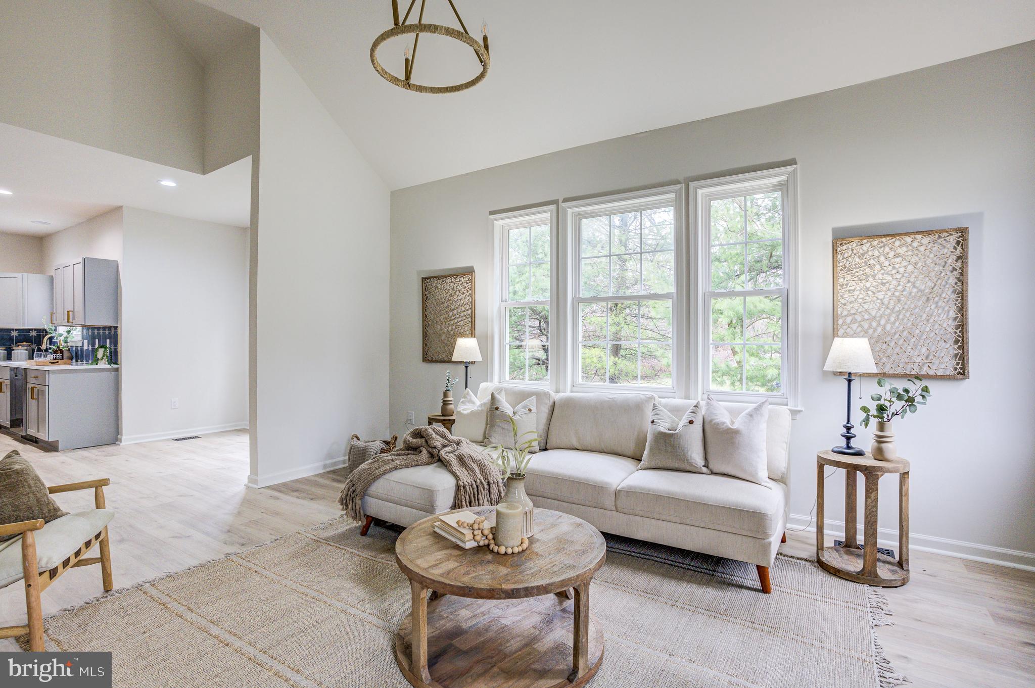 MAHOGANY PARK - Residential